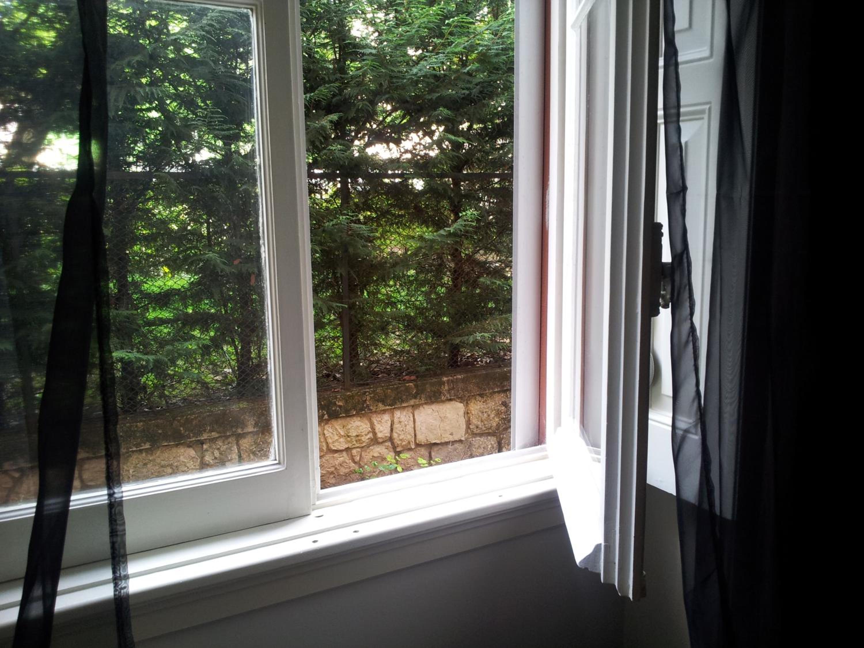 Double Room with Private External Bathroom photo 2