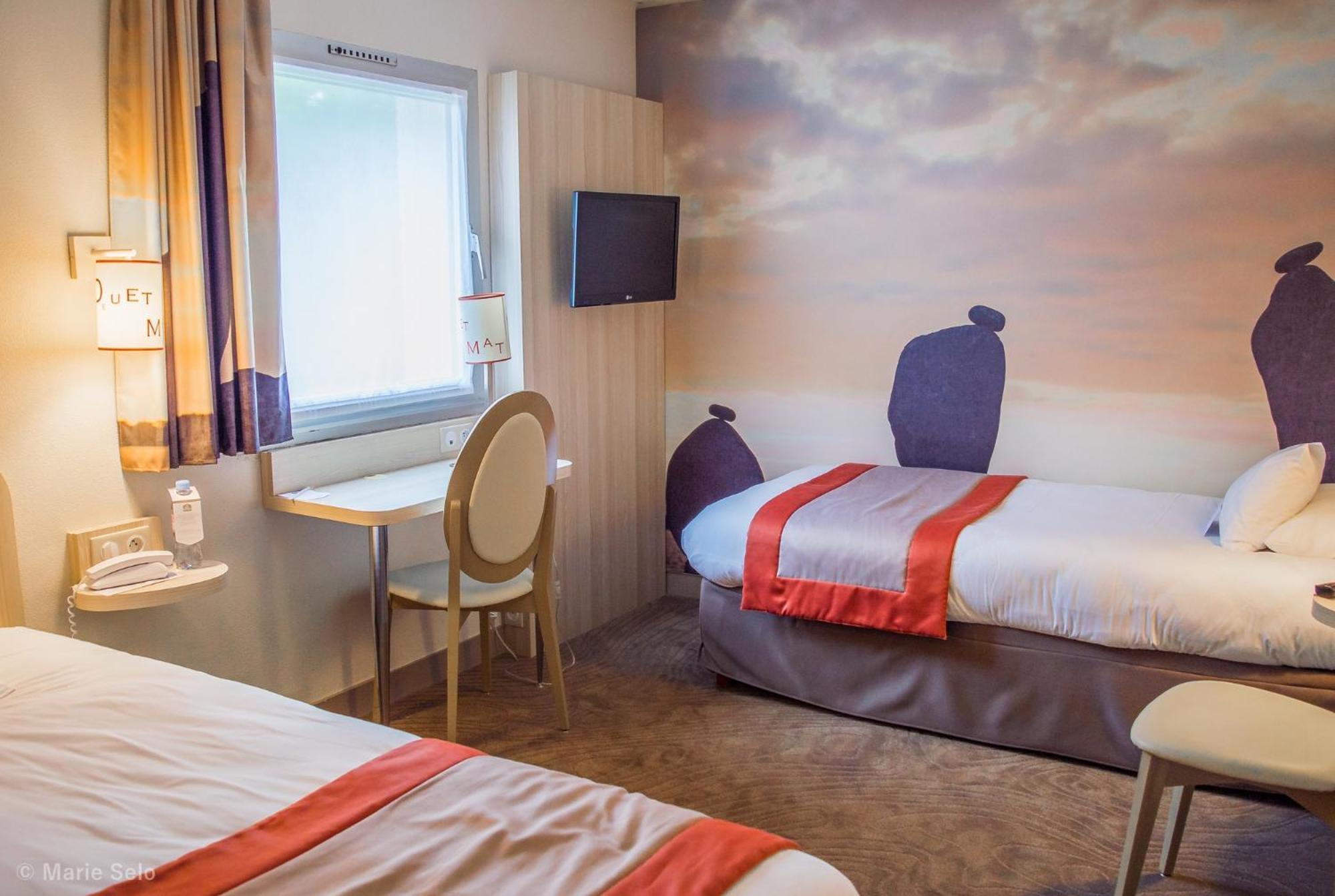 Twin Room - Photo 6