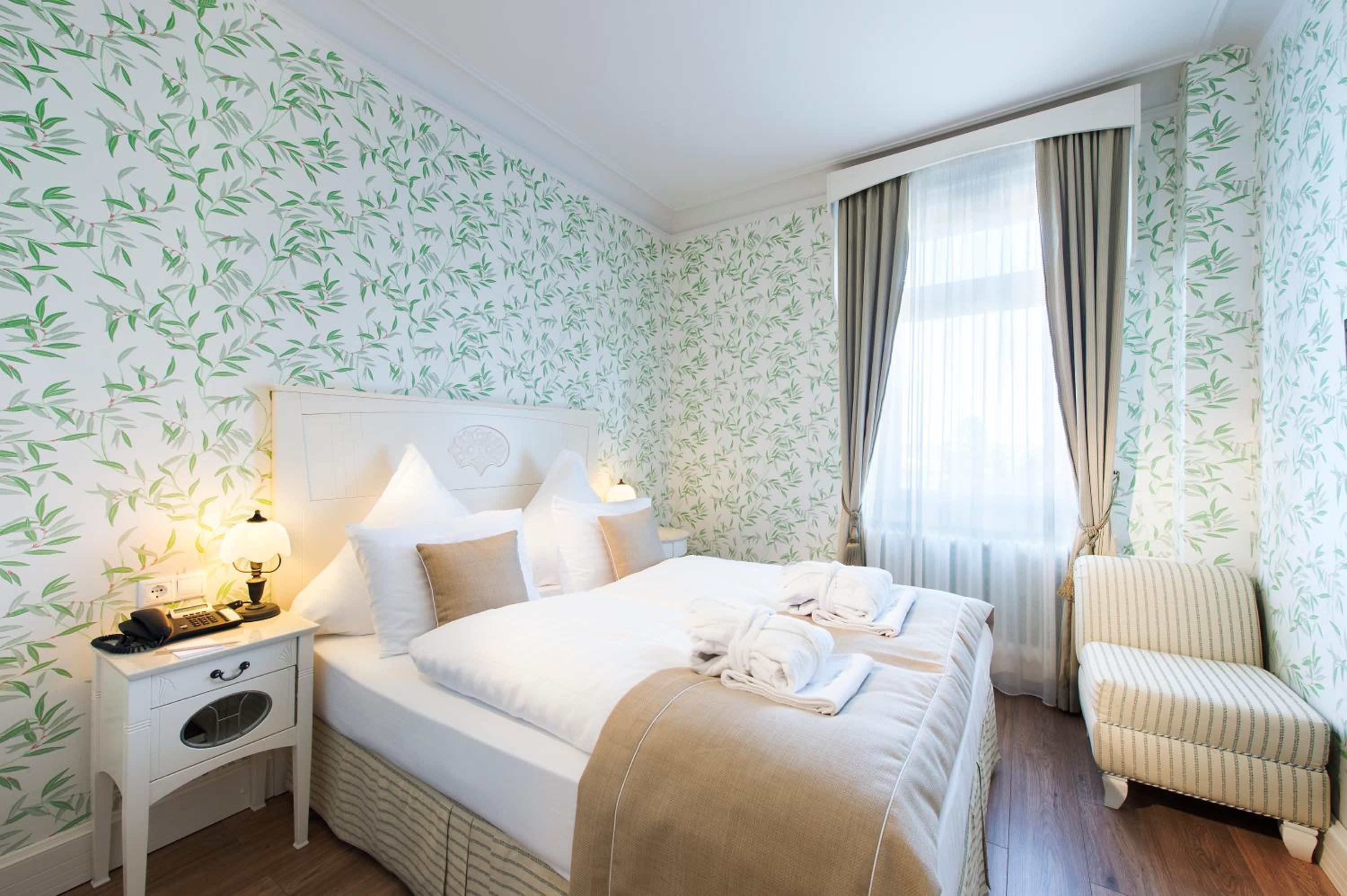 Classic Double Room