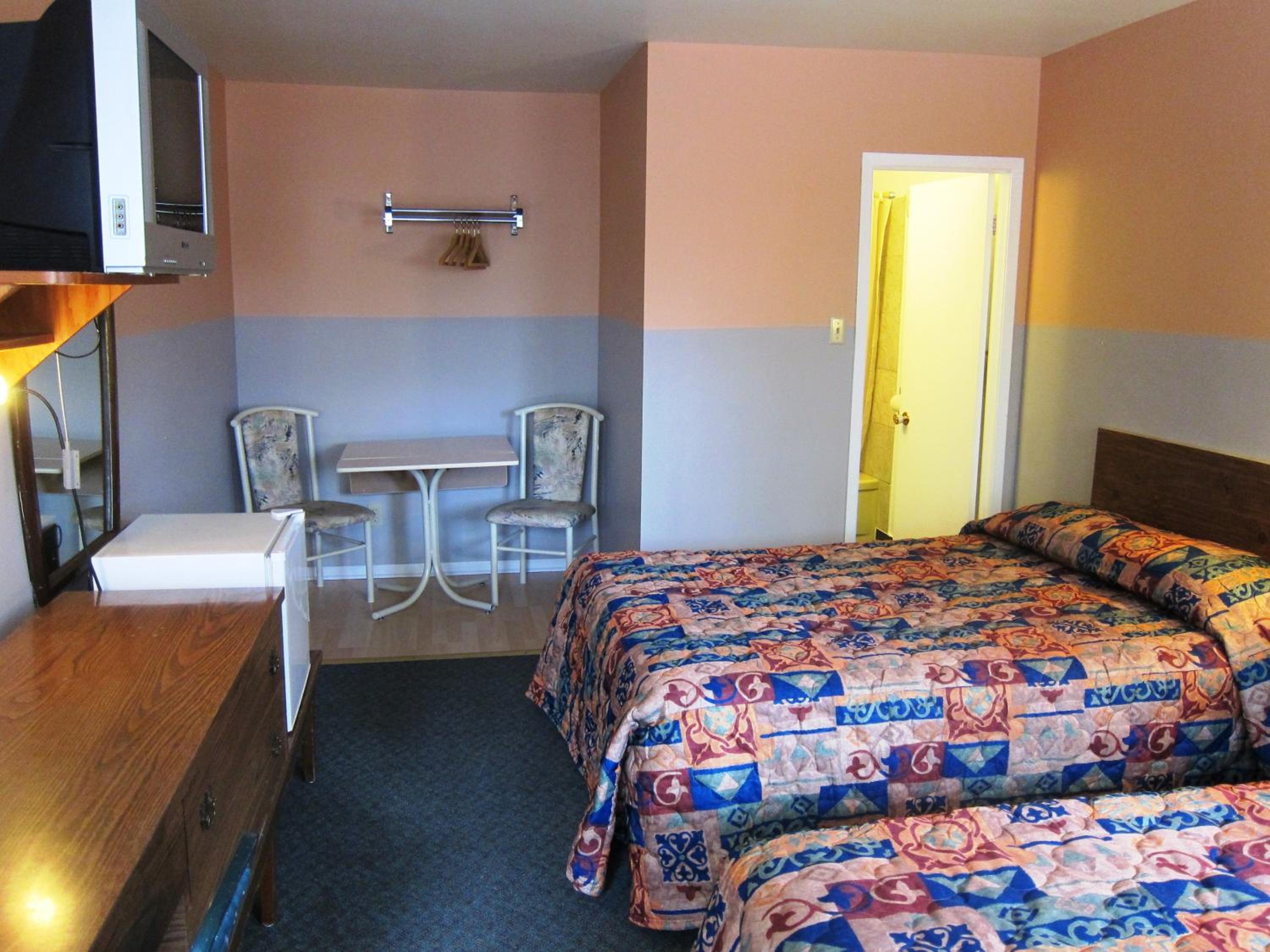 Double Room with Two Double Beds photo 1