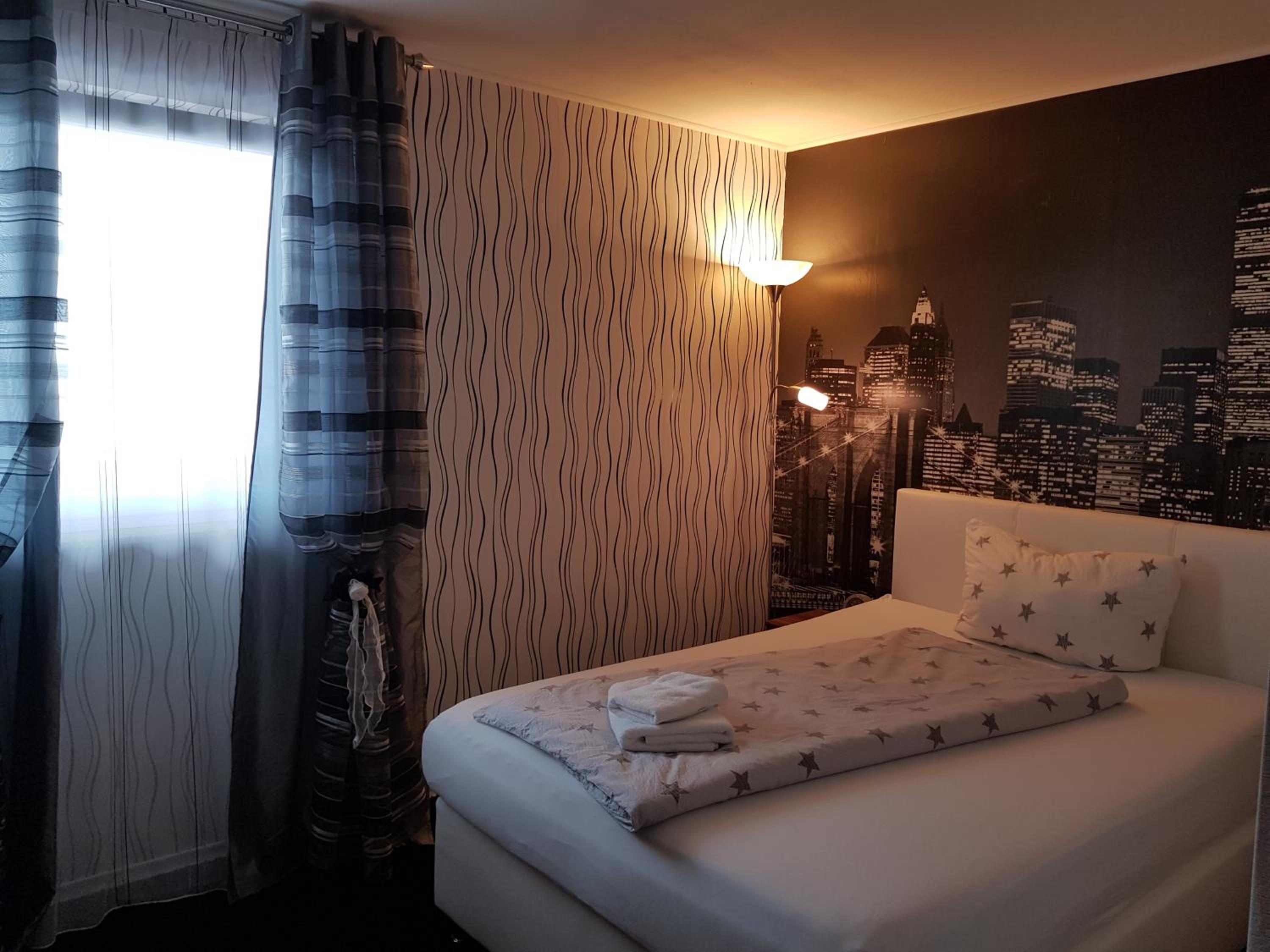 Business Single Room photo 3