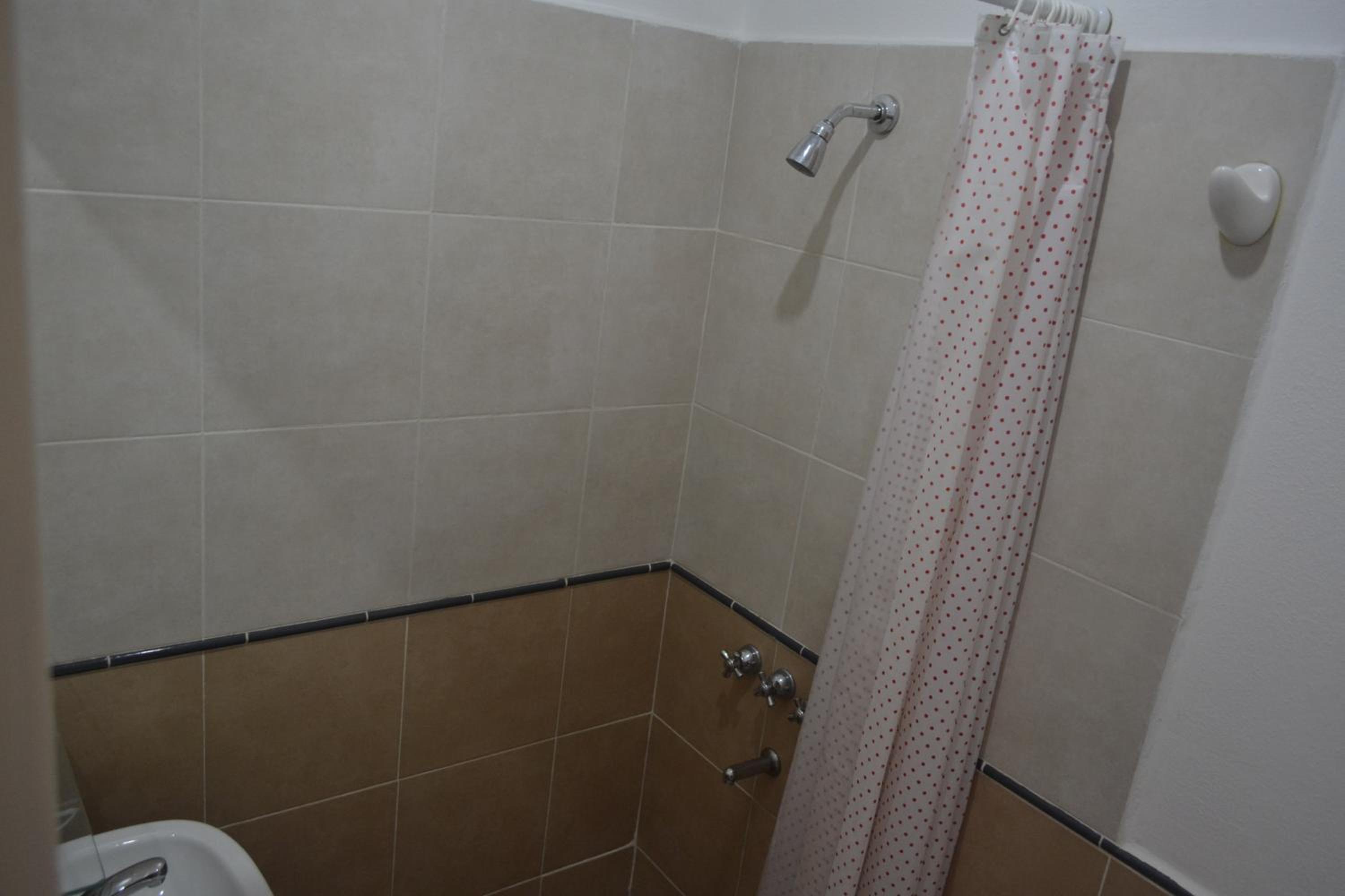 Quadruple Room with Private Bathroom photo 3