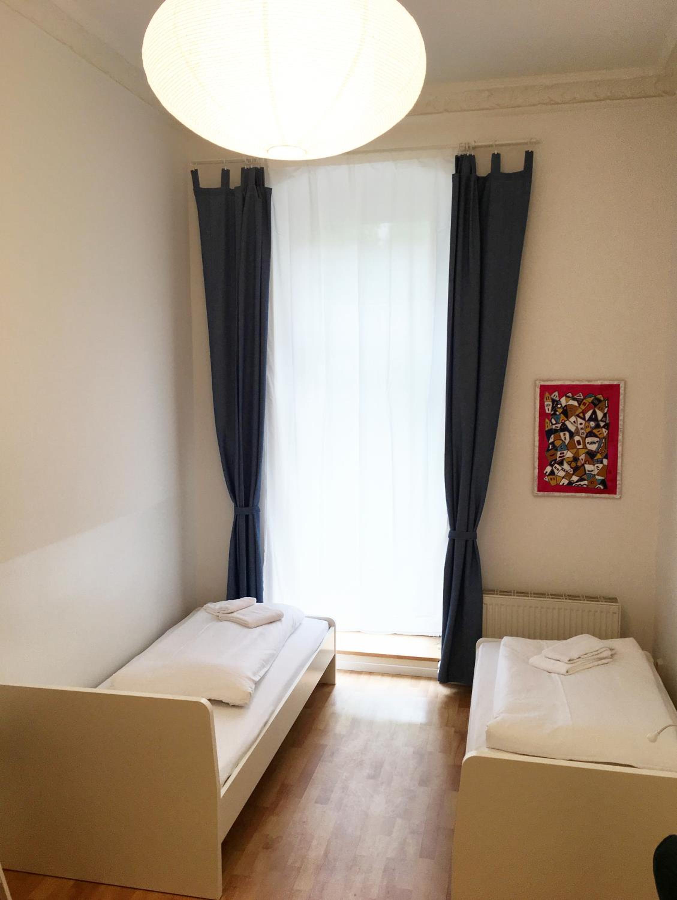 Apartment photo 2