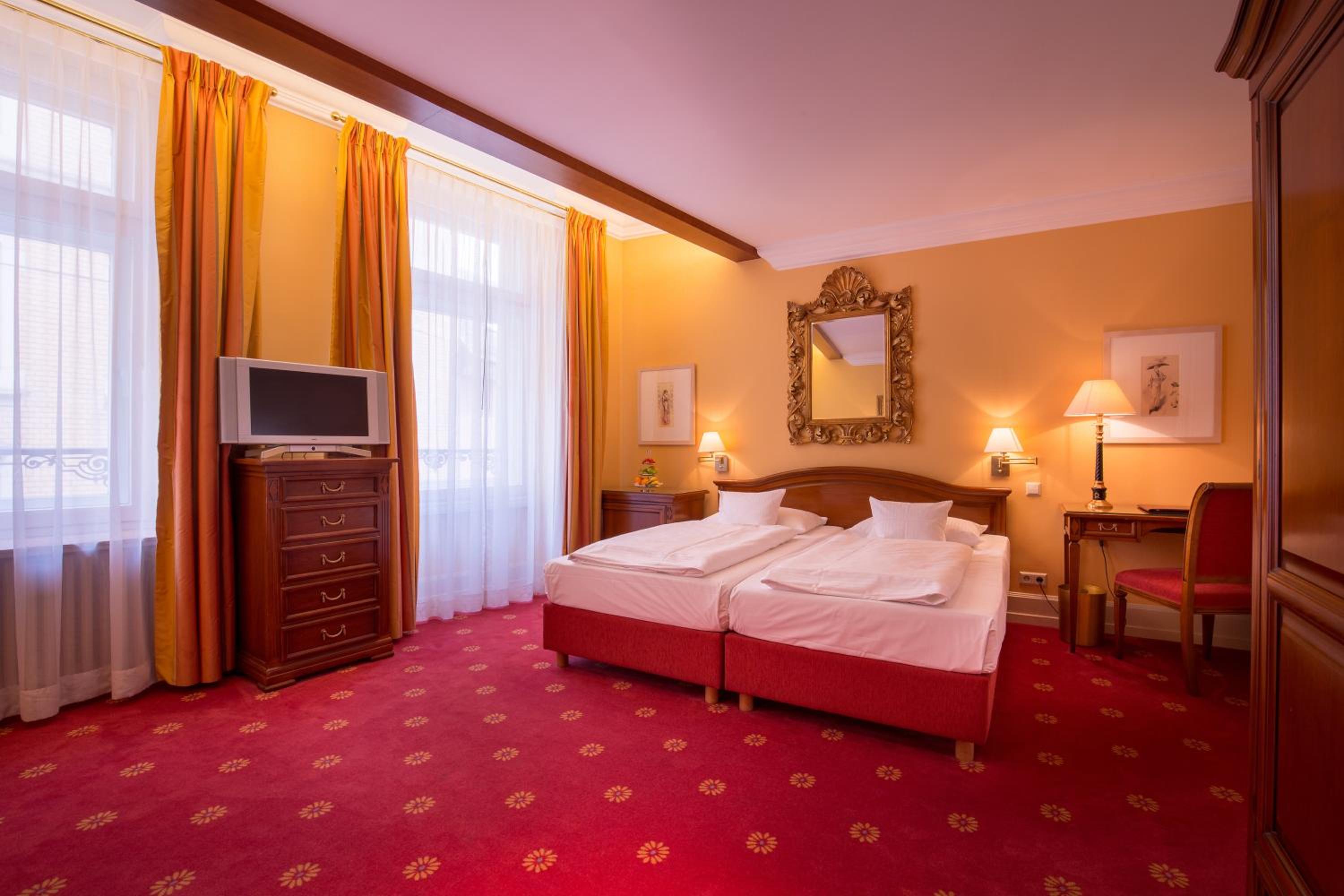 Superior Double Room - Photo 1