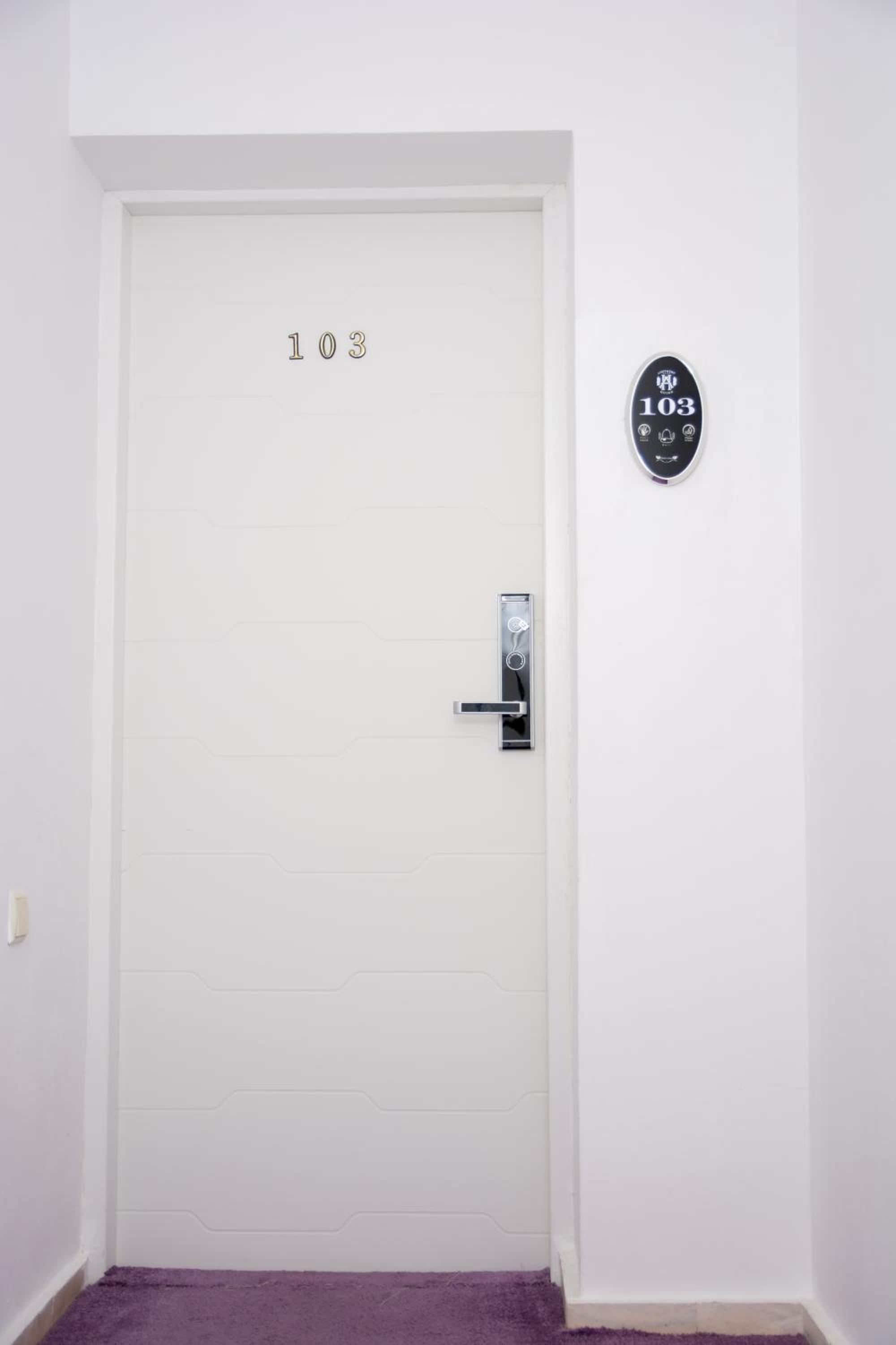 Two-Bedroom Suite - Photo 1