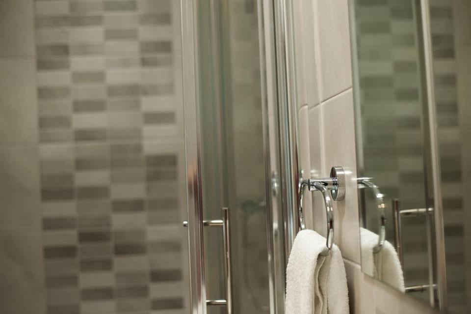 Double Room with Private Bathroom - Photo 3