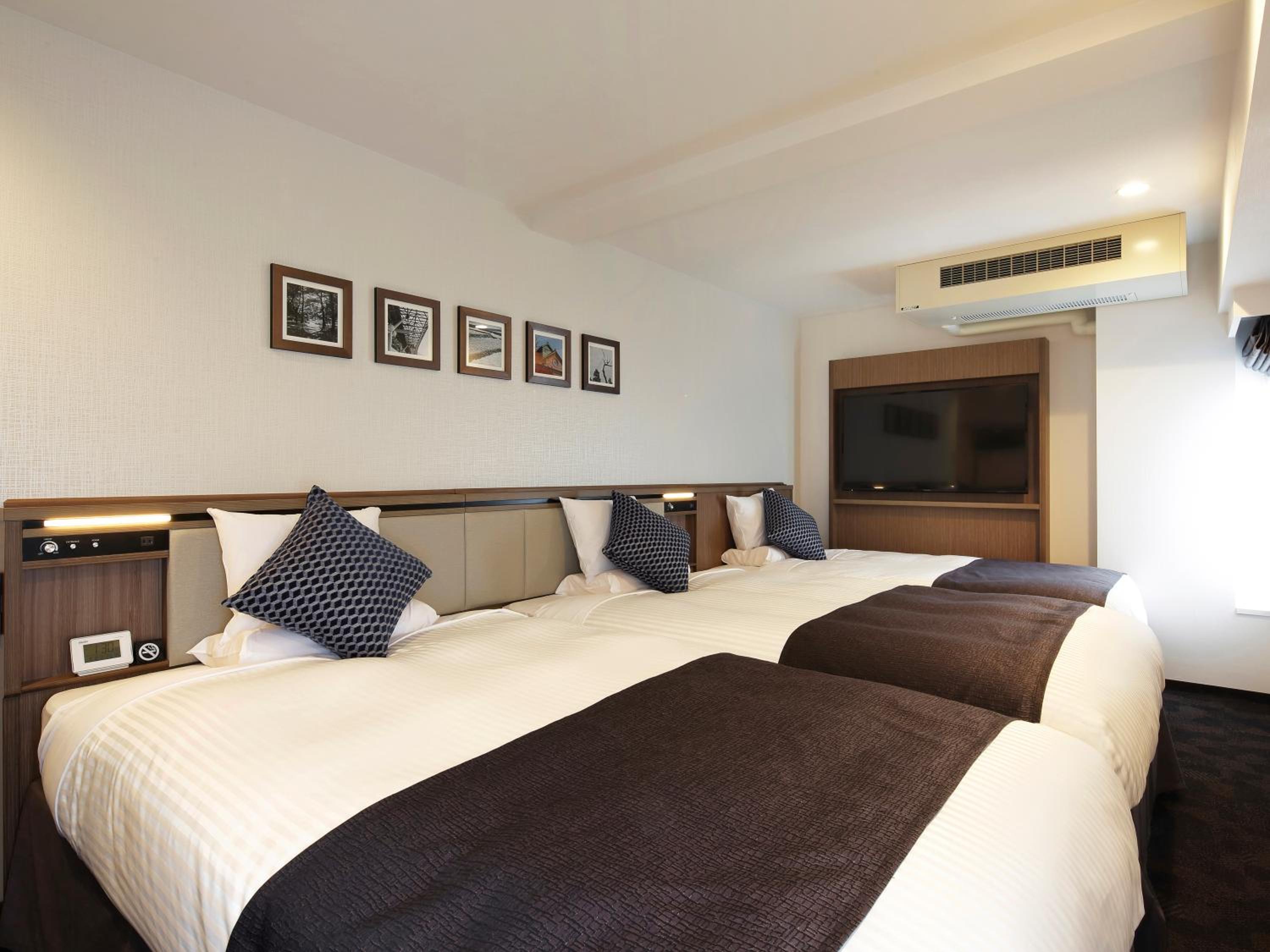 Standard Triple Room - Non-Smoking