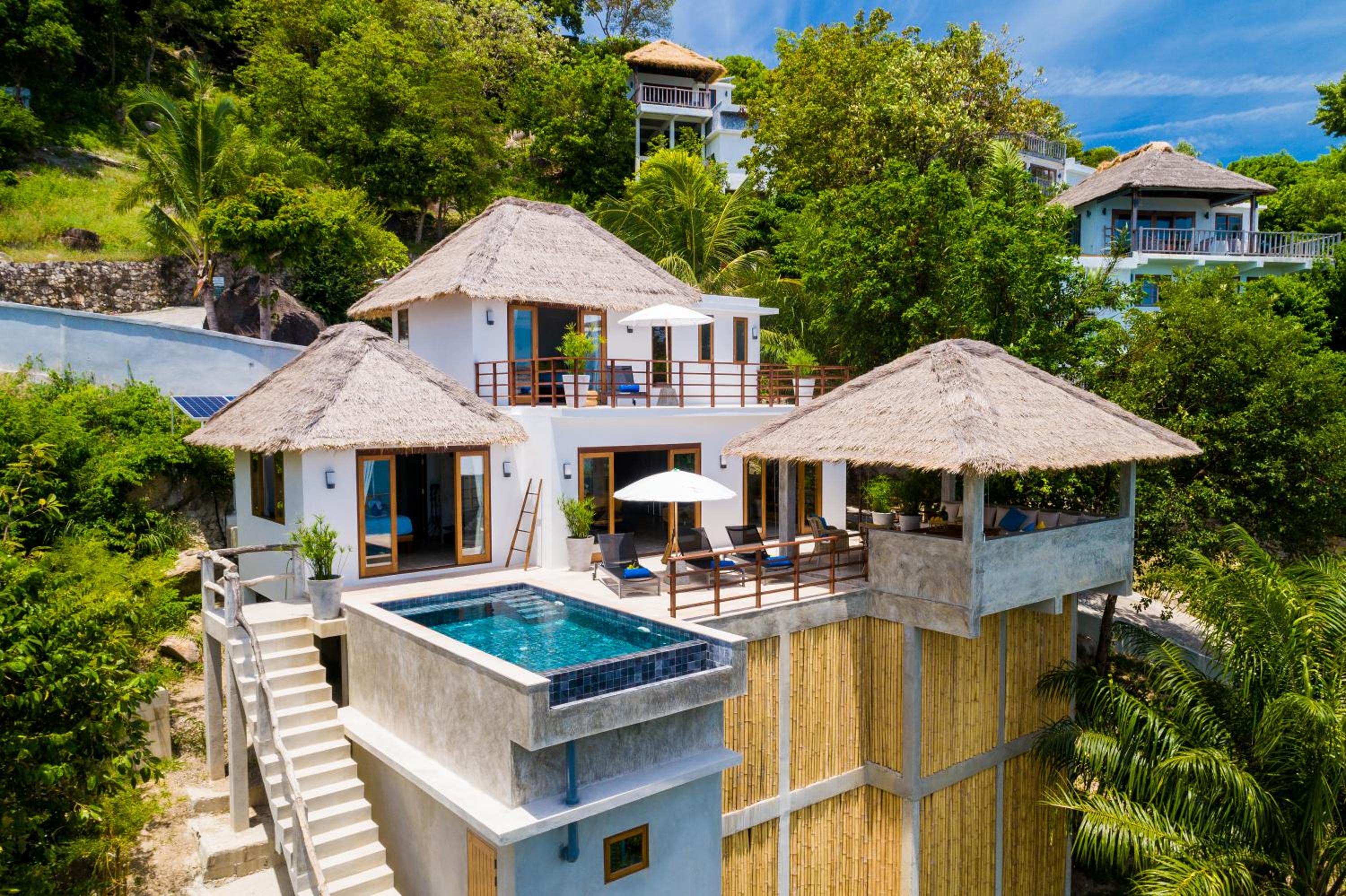 C16 Two-Bedroom Pool Villa with Sea View - Photo 8
