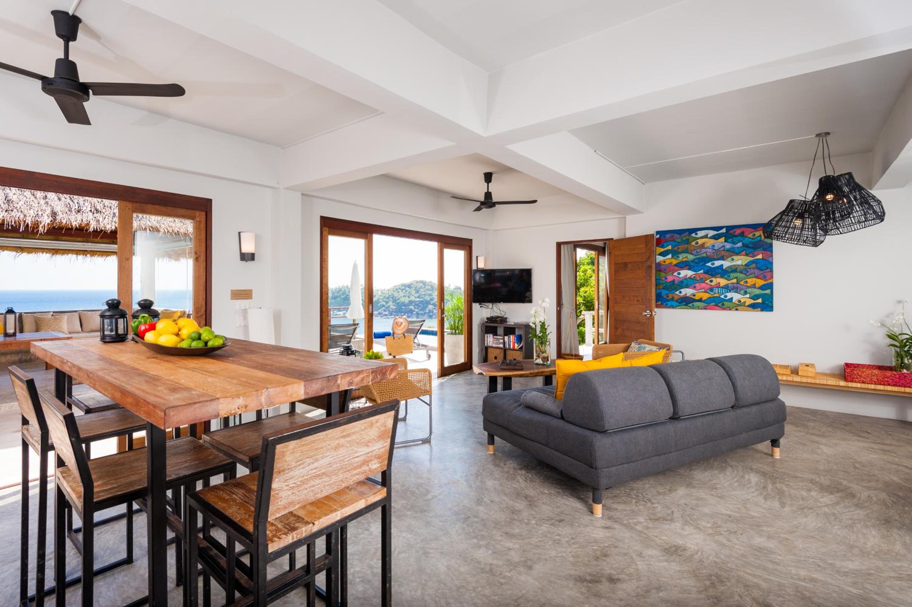 C16 Two-Bedroom Pool Villa with Sea View - Photo 5