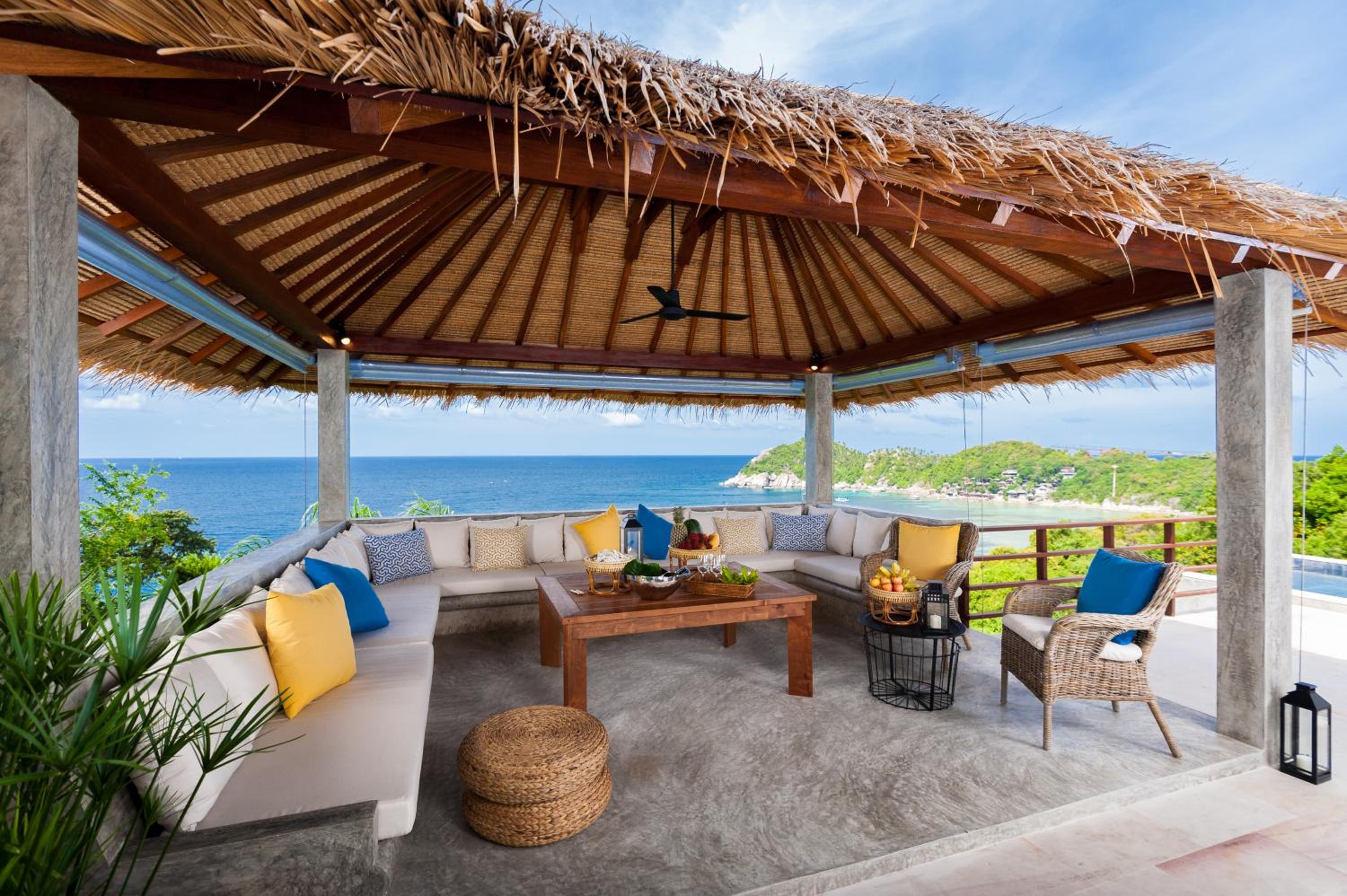 C16 Two-Bedroom Pool Villa with Sea View - Photo 9