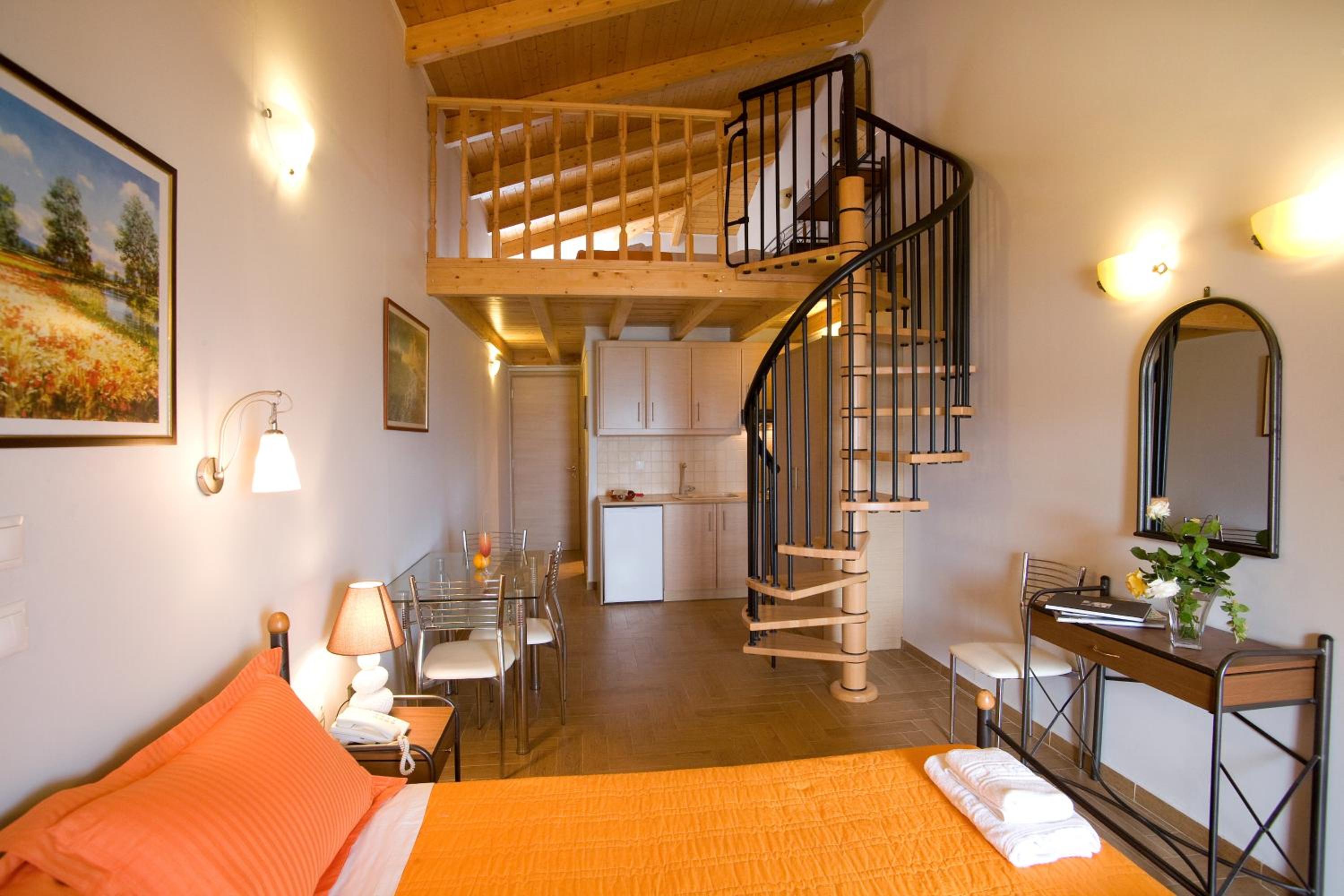 Two-Bedroom Apartment - Split-Level photo 1