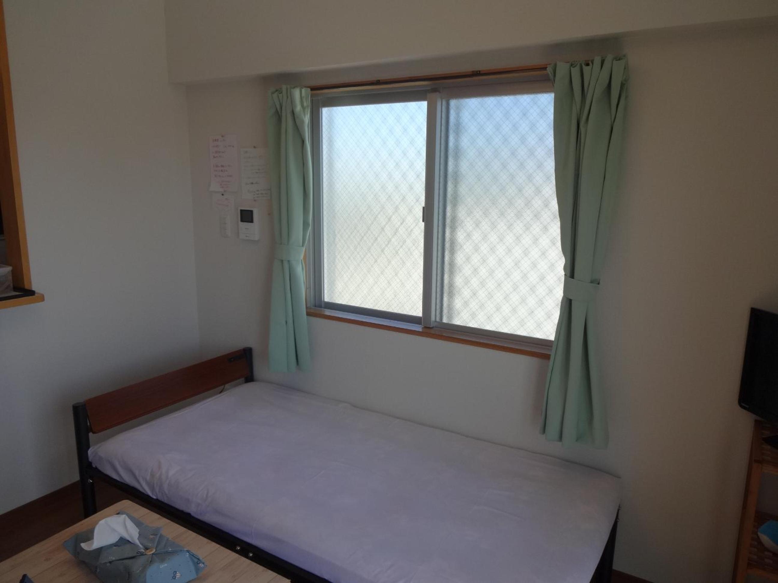 One-Bedroom Apartment - Photo 14