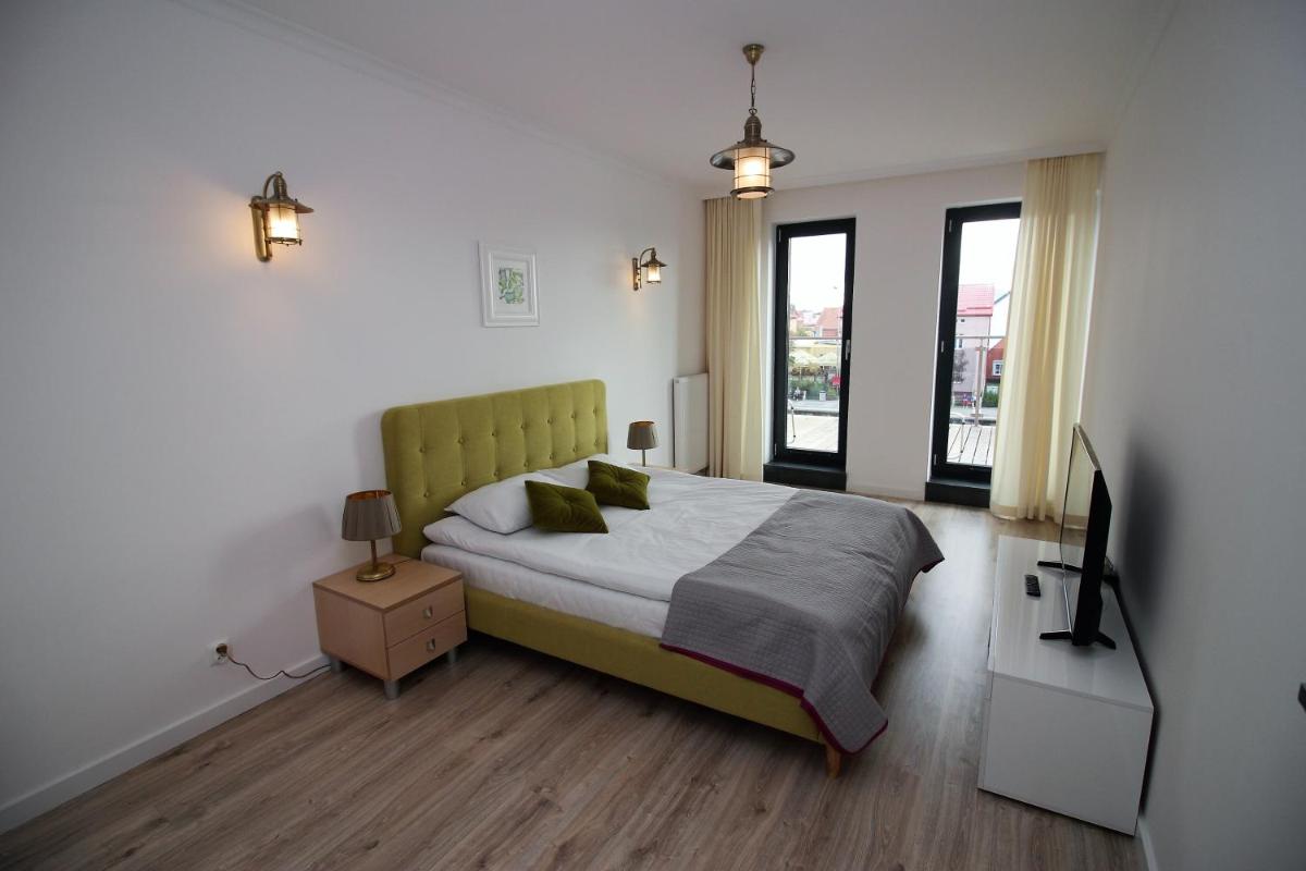 Studio Apartment photo 1