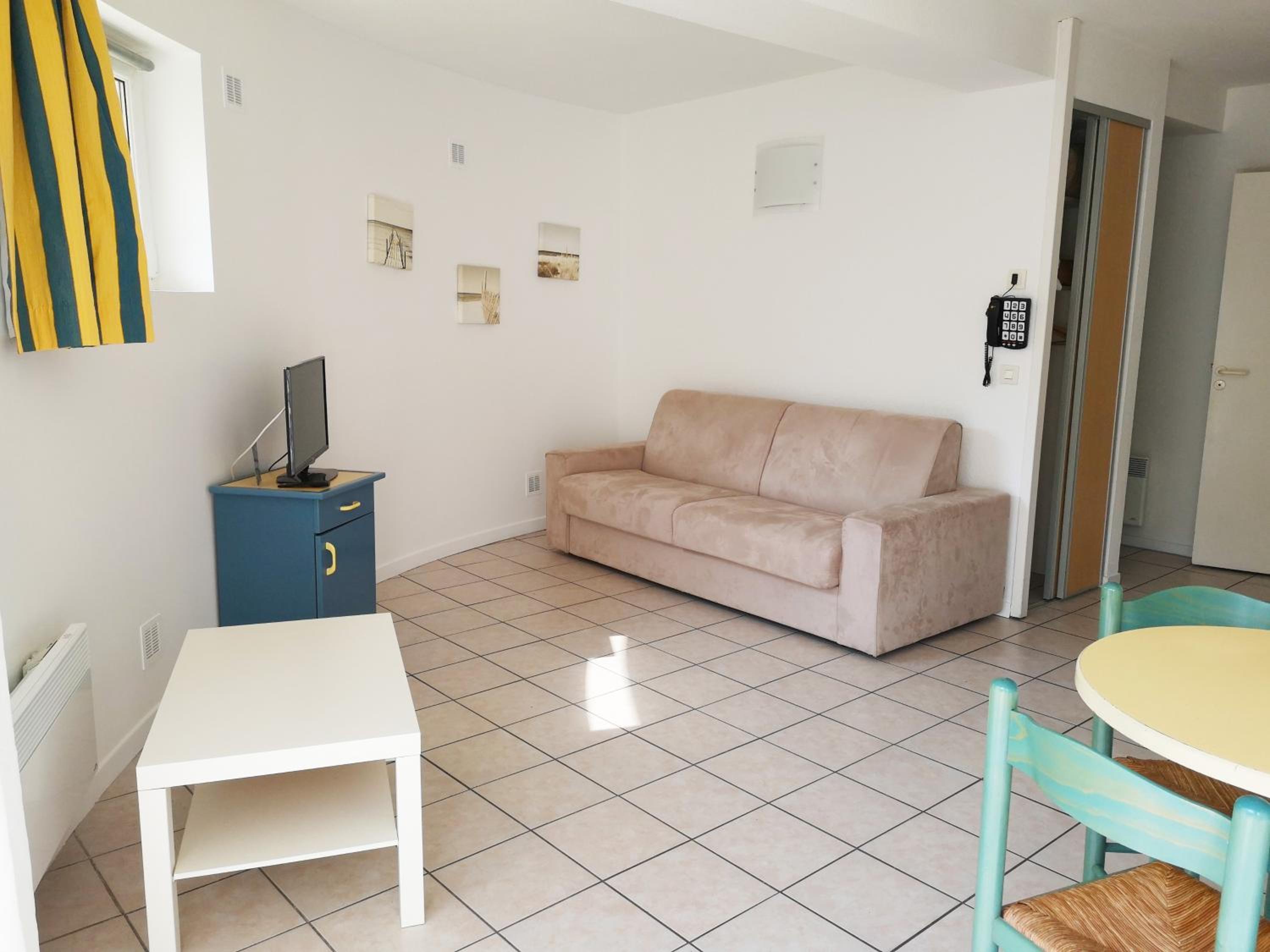 Studio (4 Adults) - Photo 1