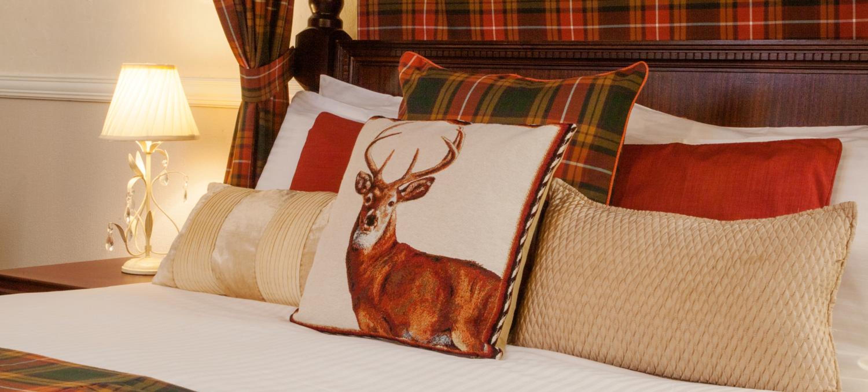 Four Poster Room