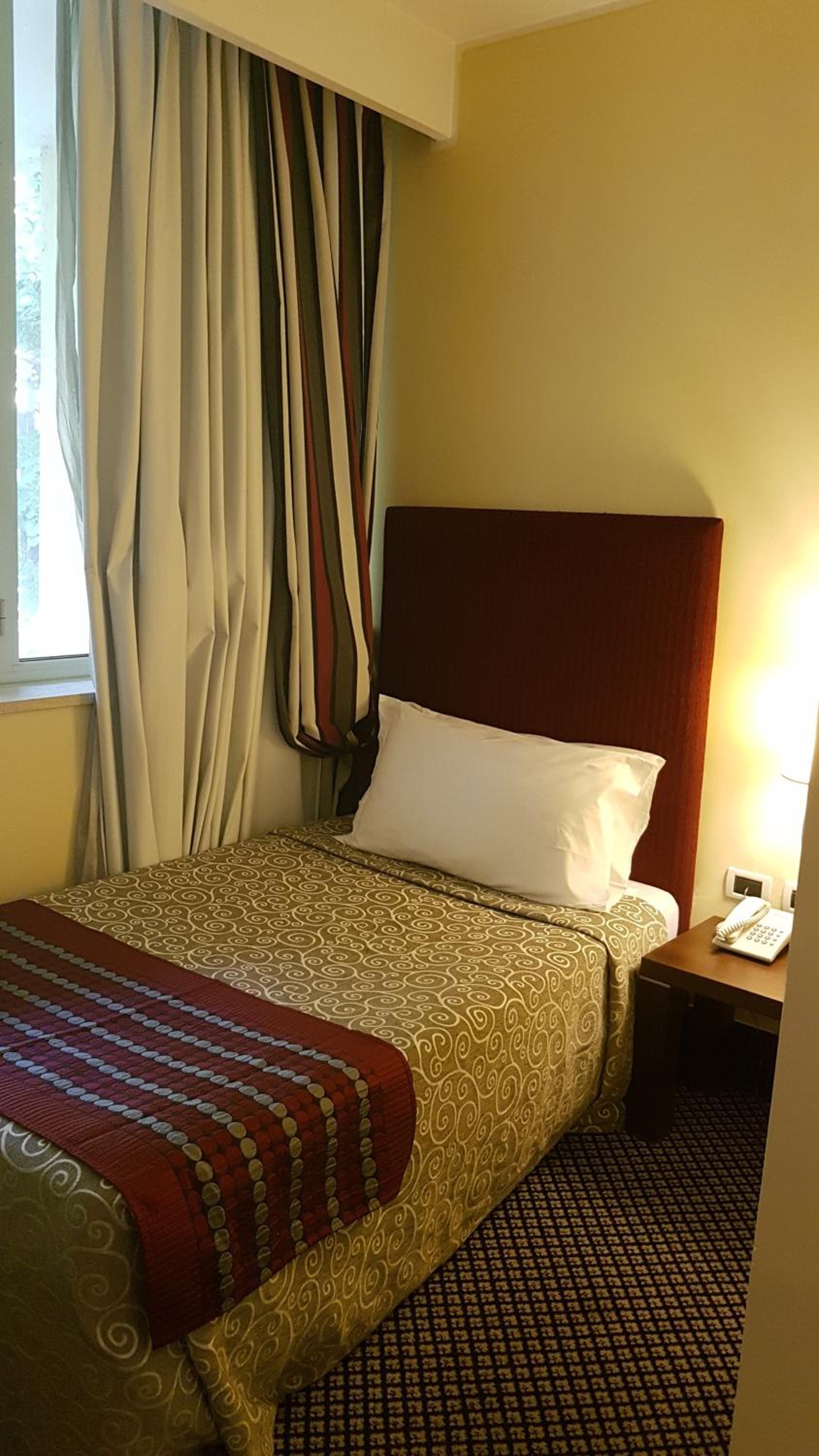 Single Room photo 2