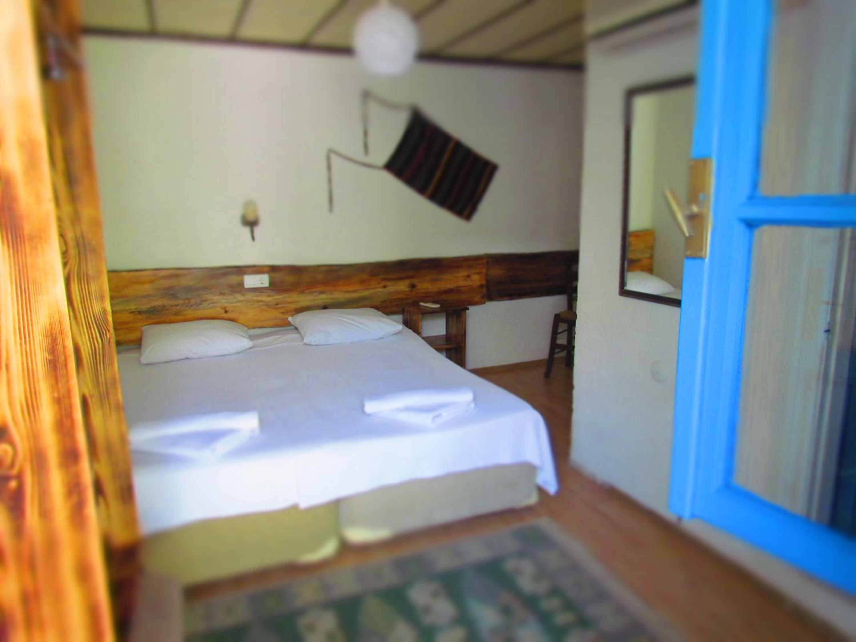 Double or Twin Room - Photo 2
