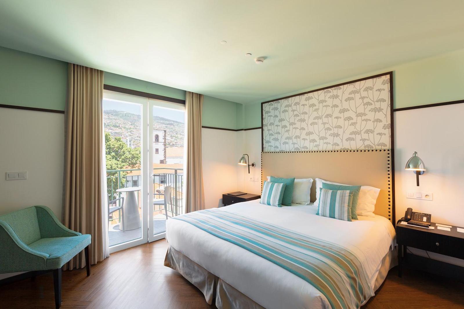 Deluxe Room with Balcony