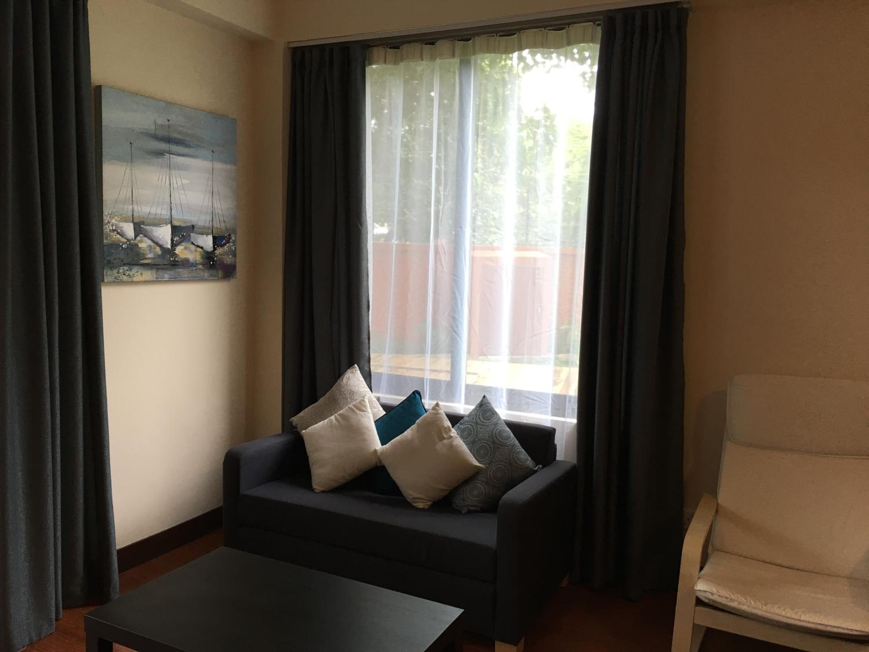 Studio Apartment photo 2
