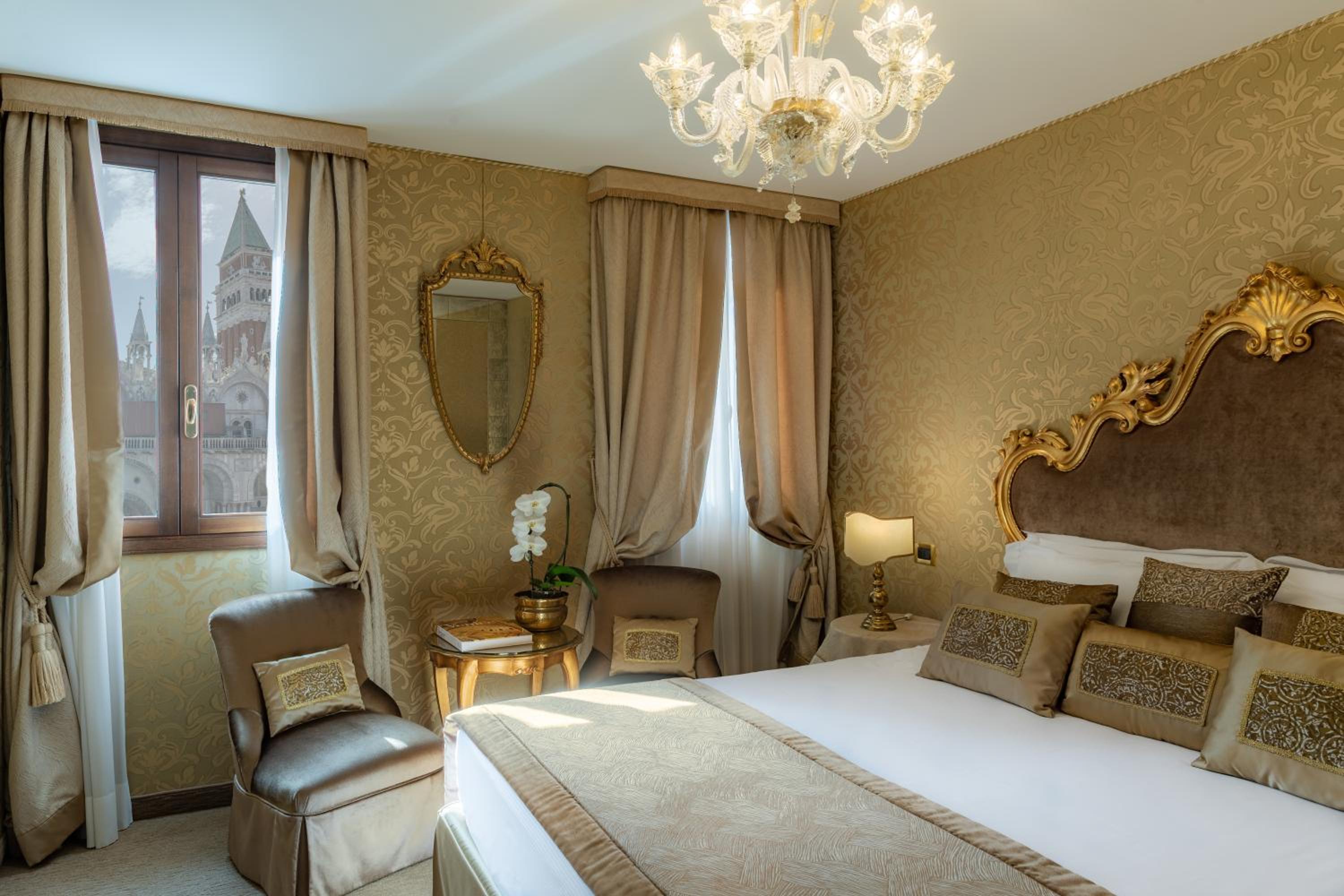 Superior Double Room with San Marco View