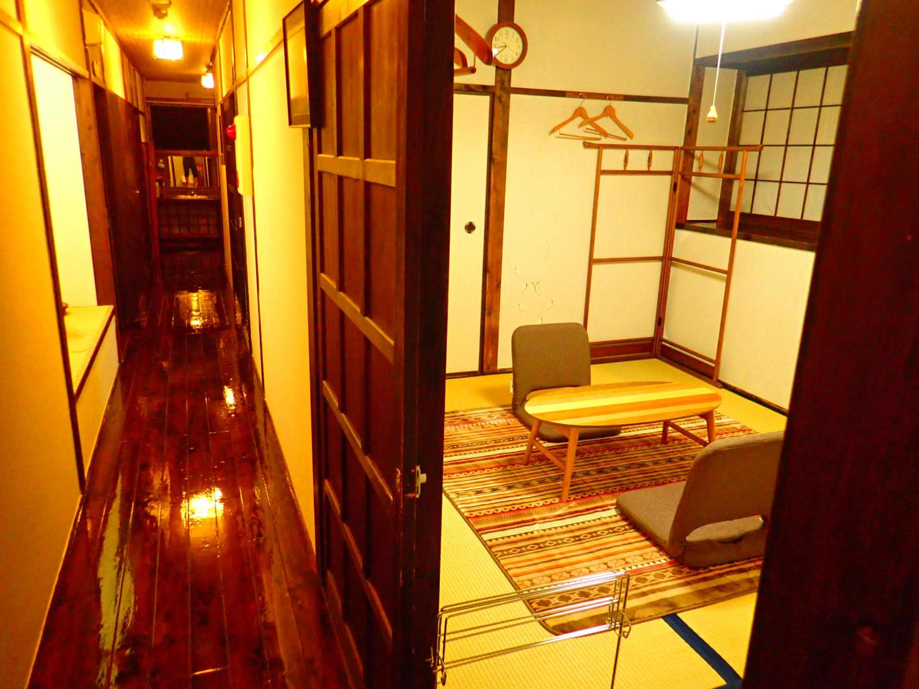 Japanese-Style Room with Shared Bathroom photo 1
