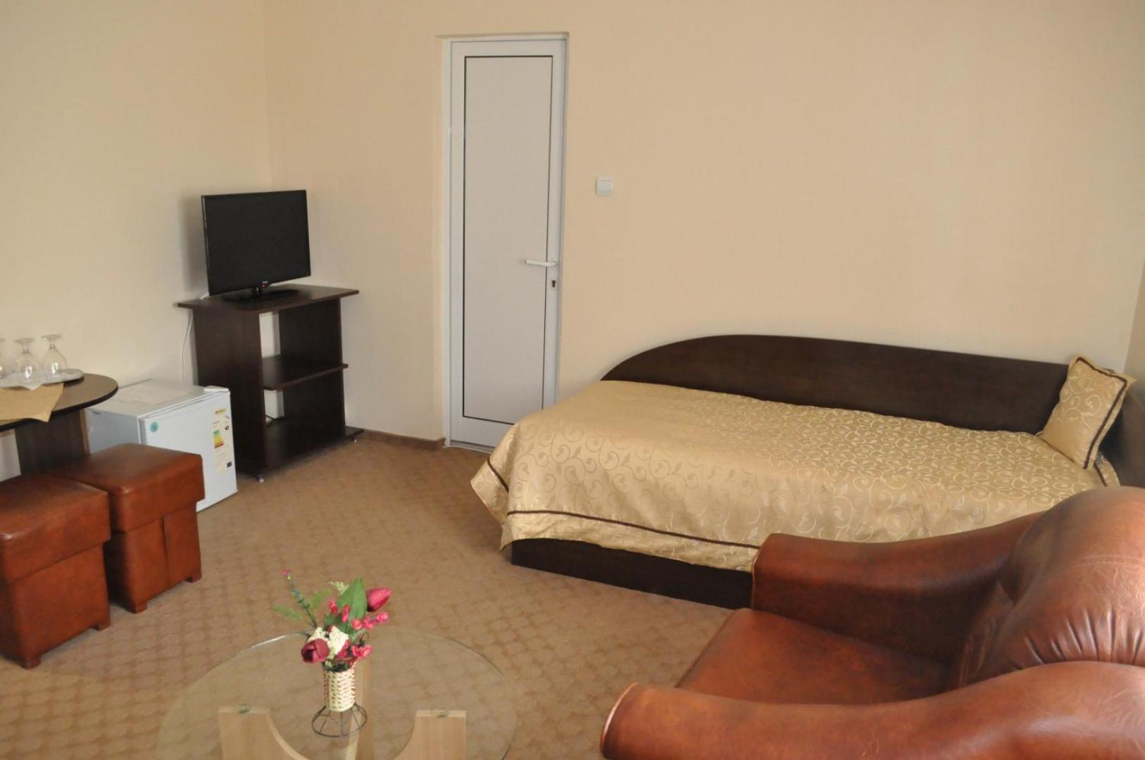 One-Bedroom Suite photo 1