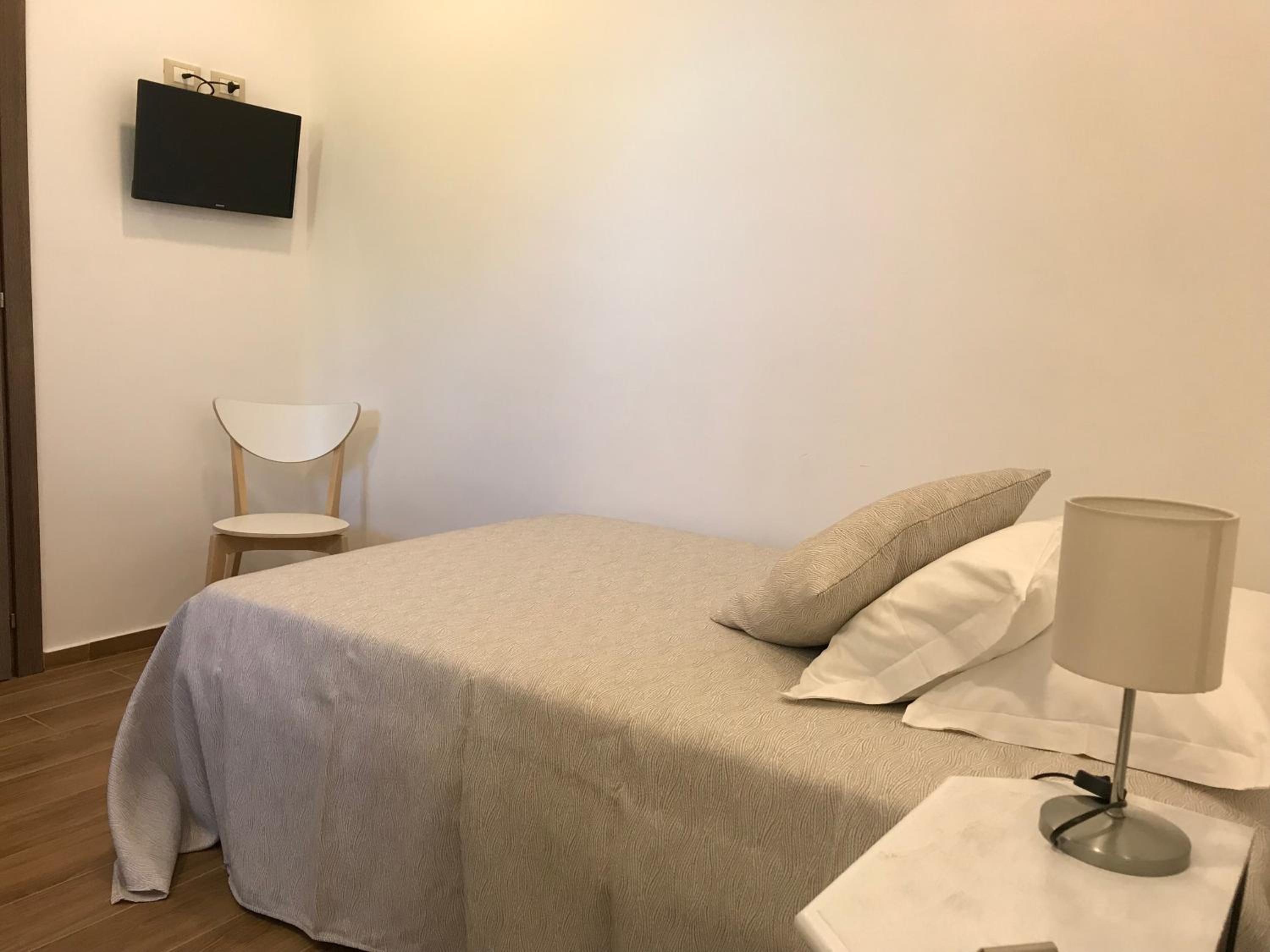 Single Room photo 3