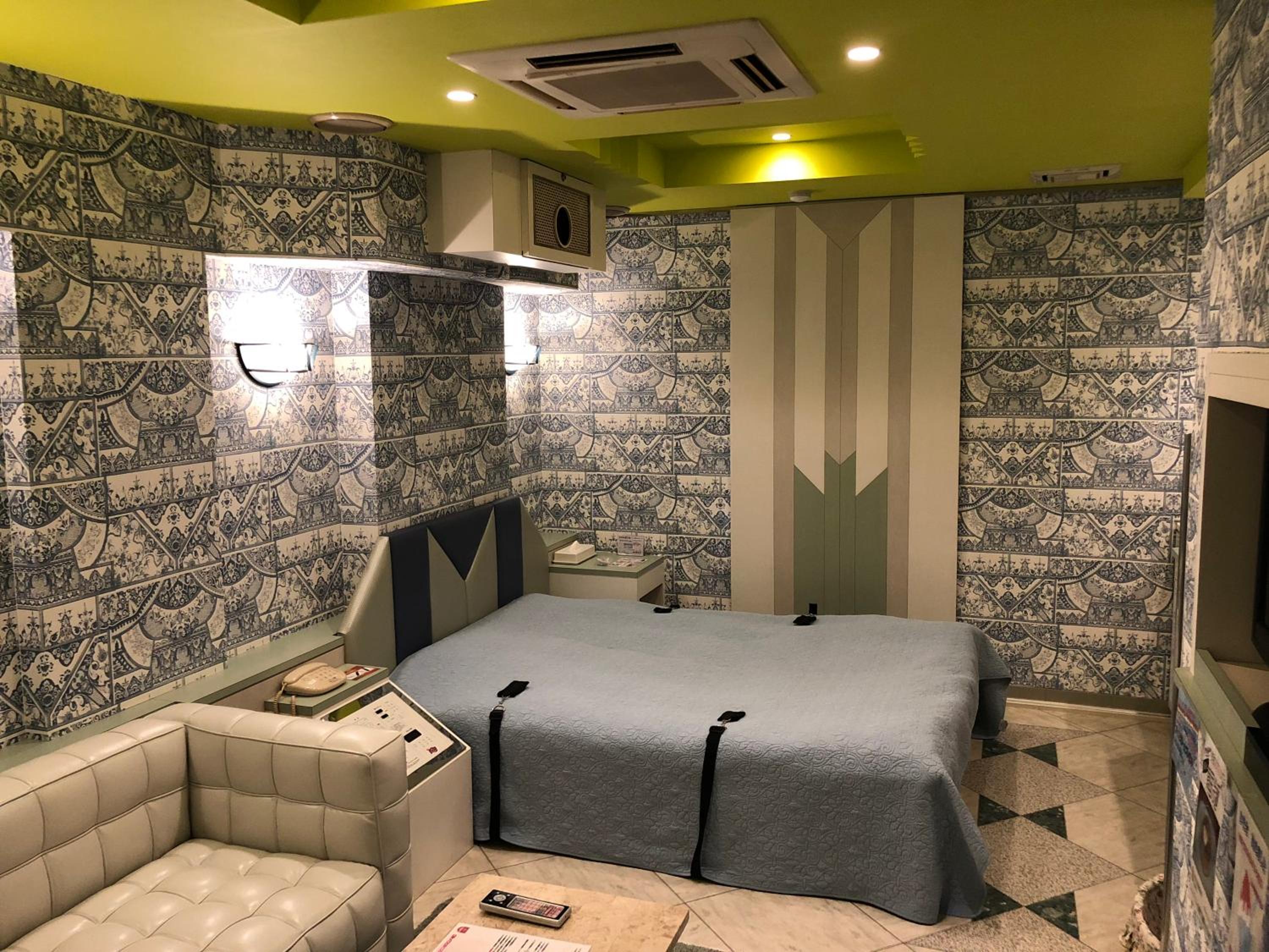 Double Room - Photo 3