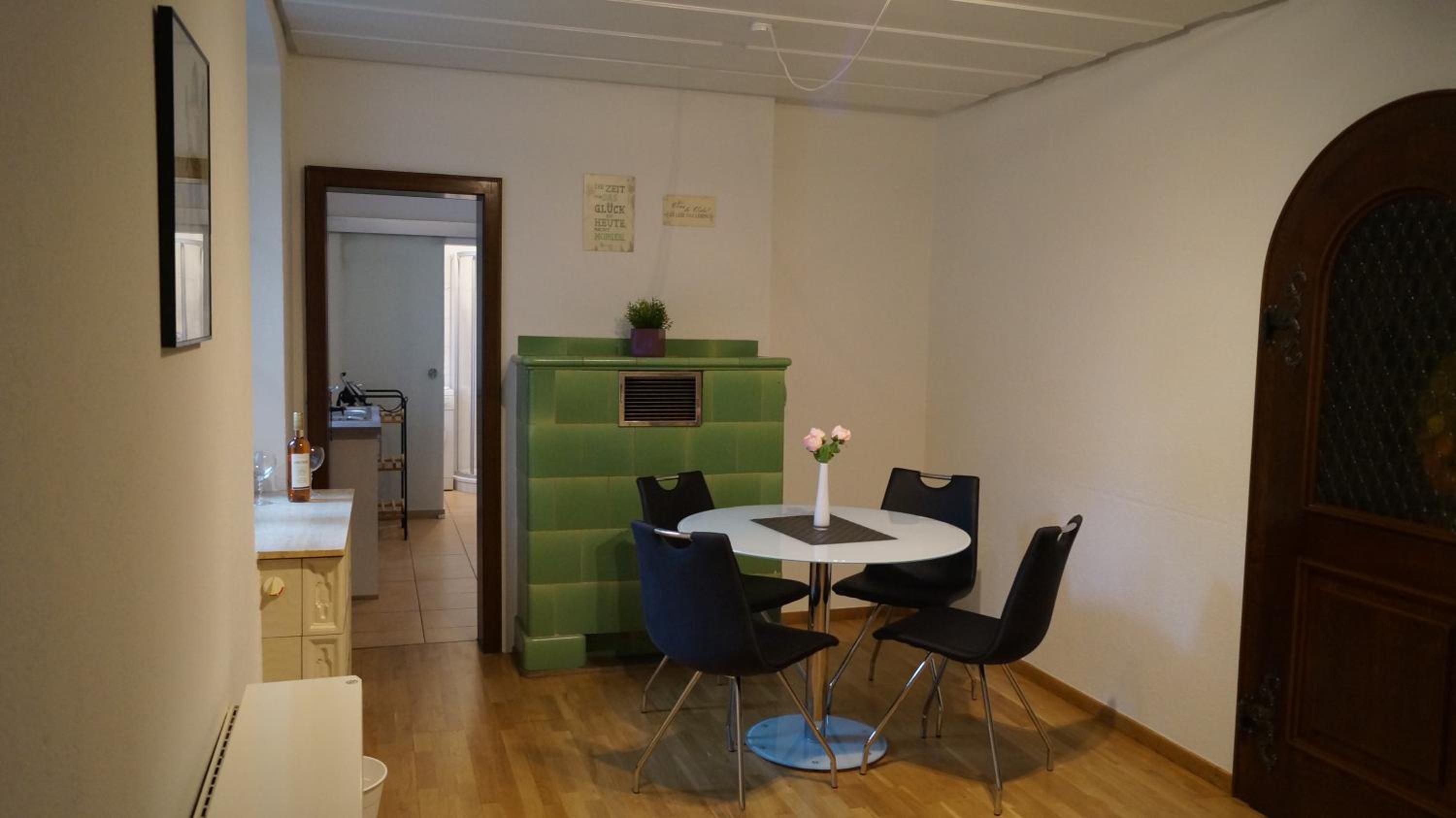 Apartment photo 2