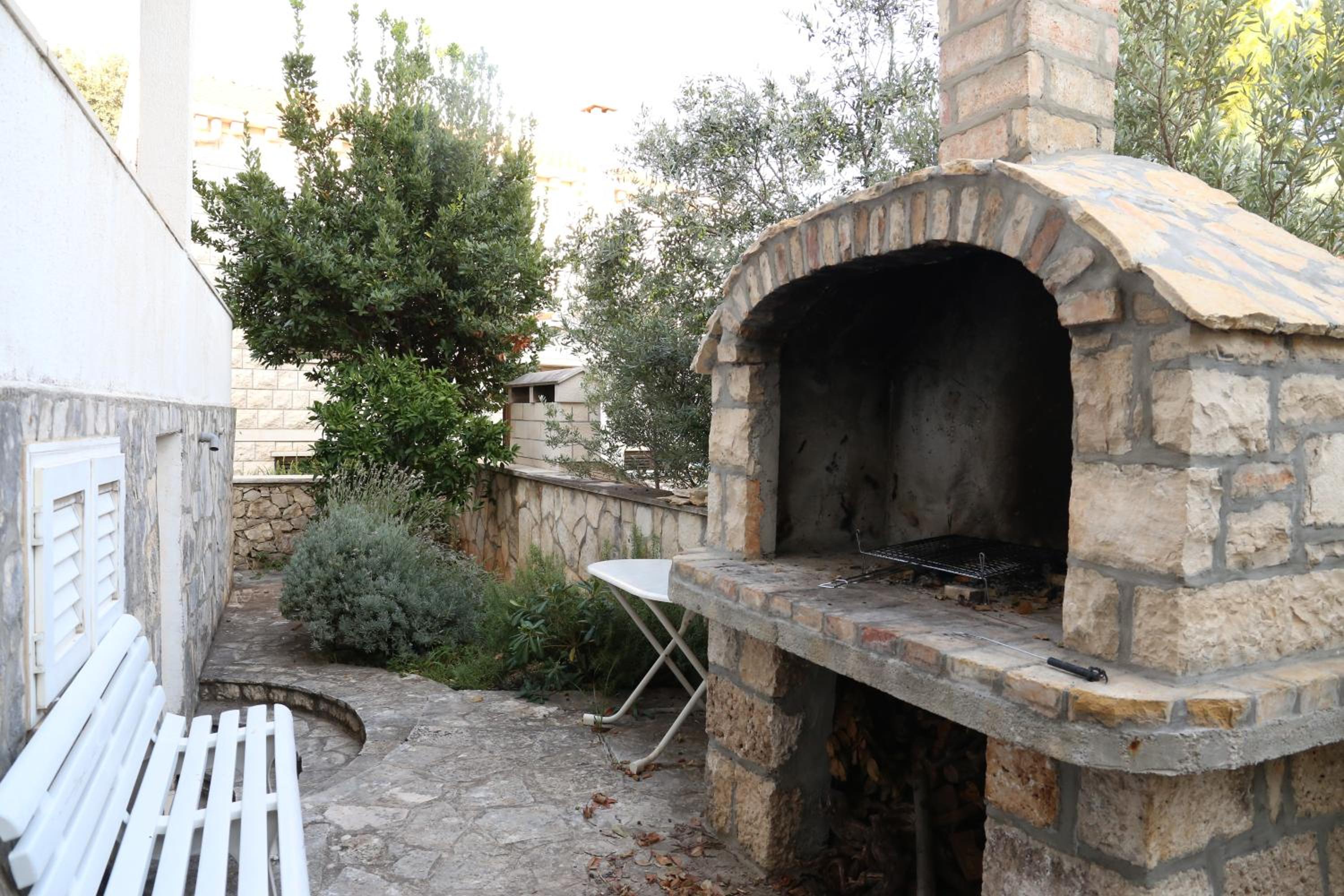 Apartment - Photo 10