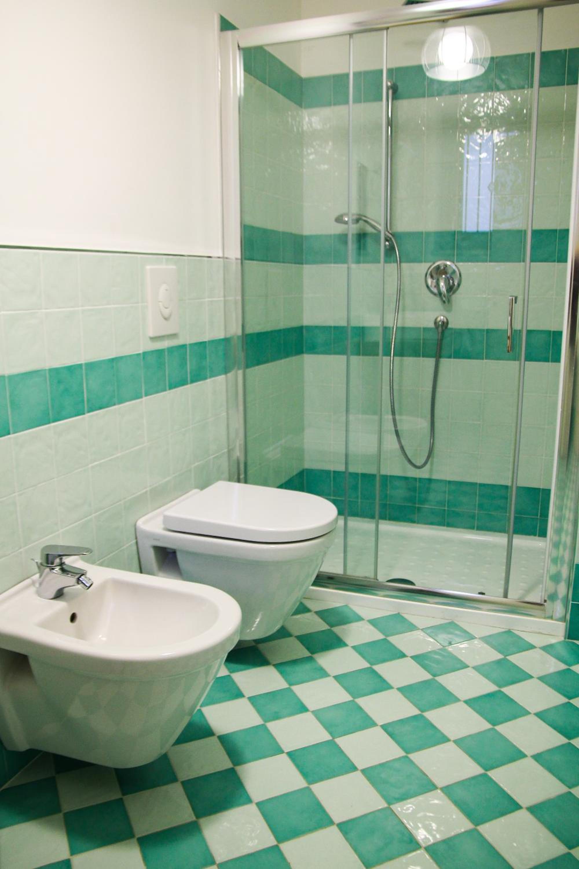 Quadruple Room - Photo 6