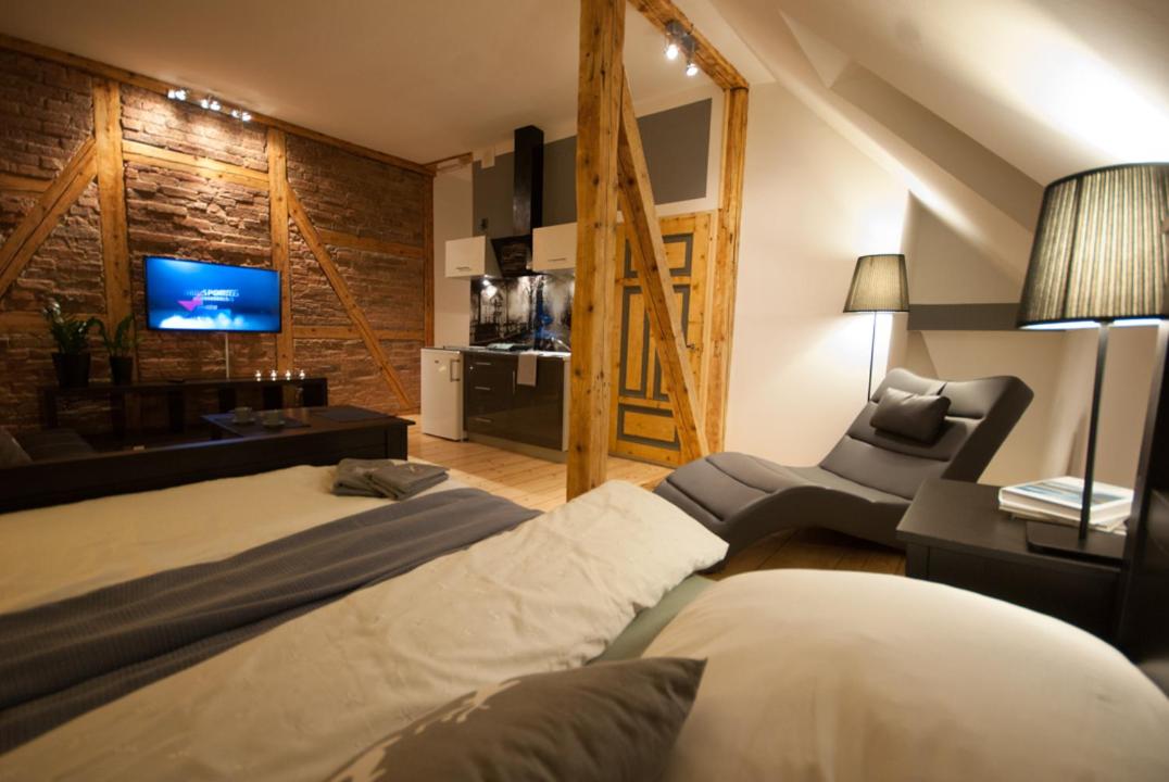 Studio Apartment photo 1