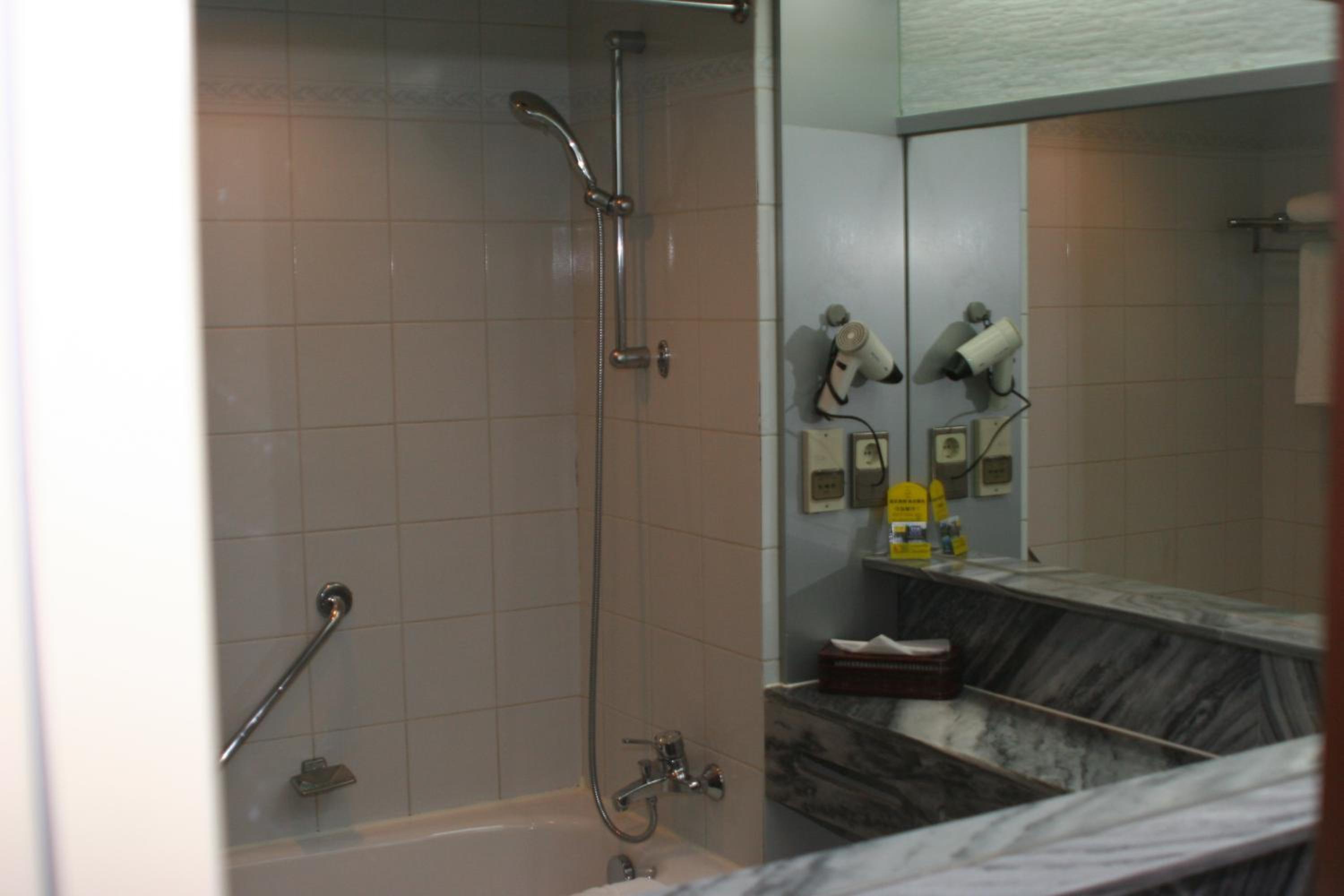 Business Suite photo 3