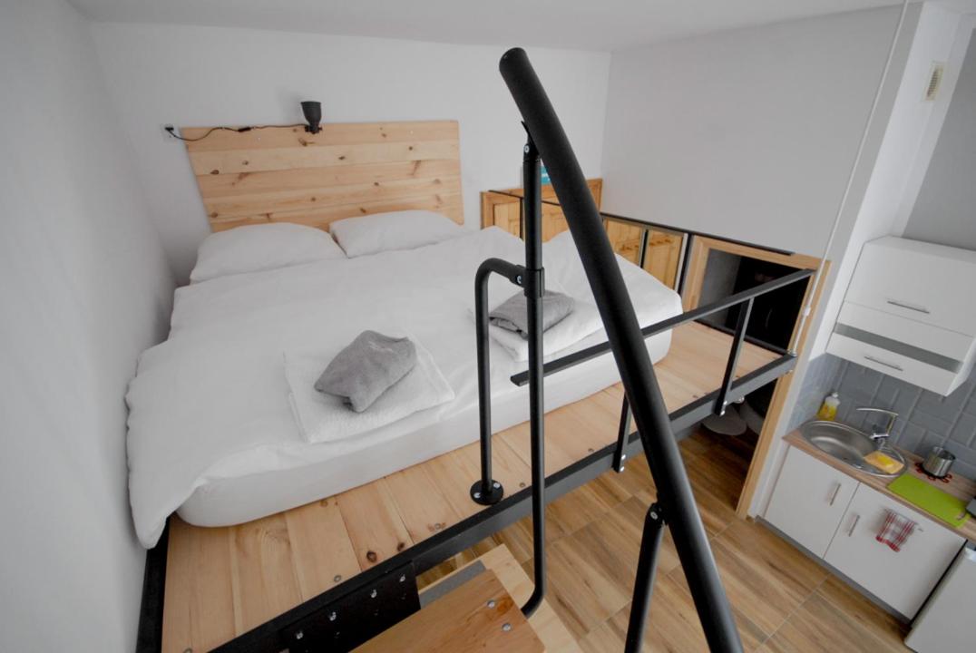 Studio Apartment photo 3