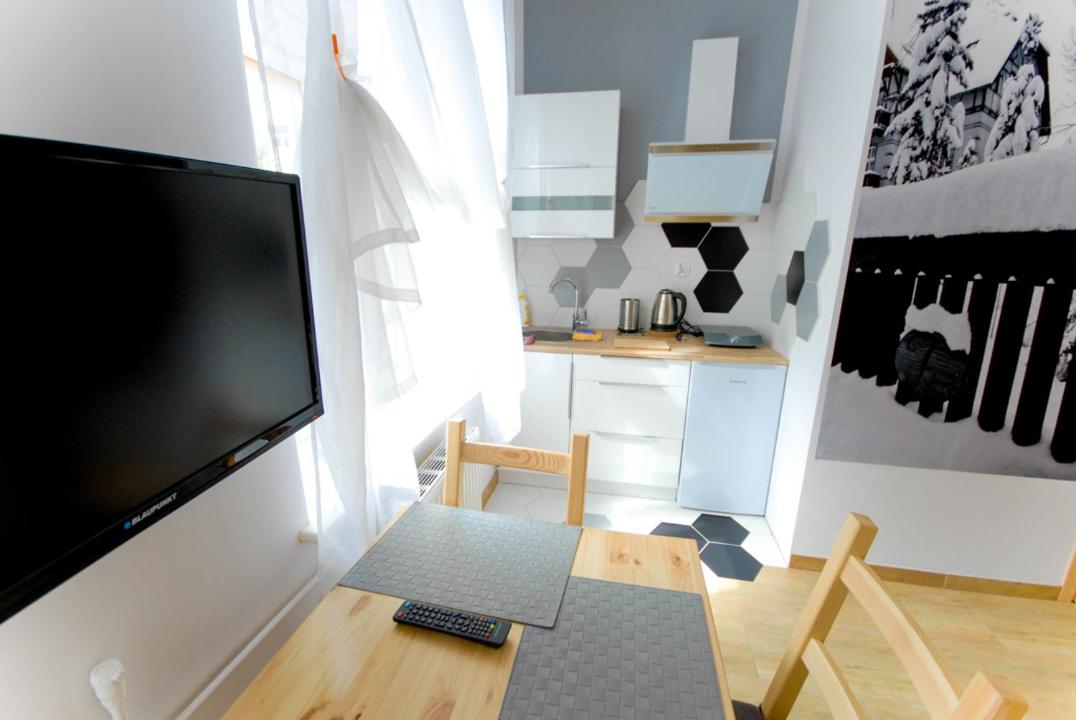 Studio Apartment photo 2