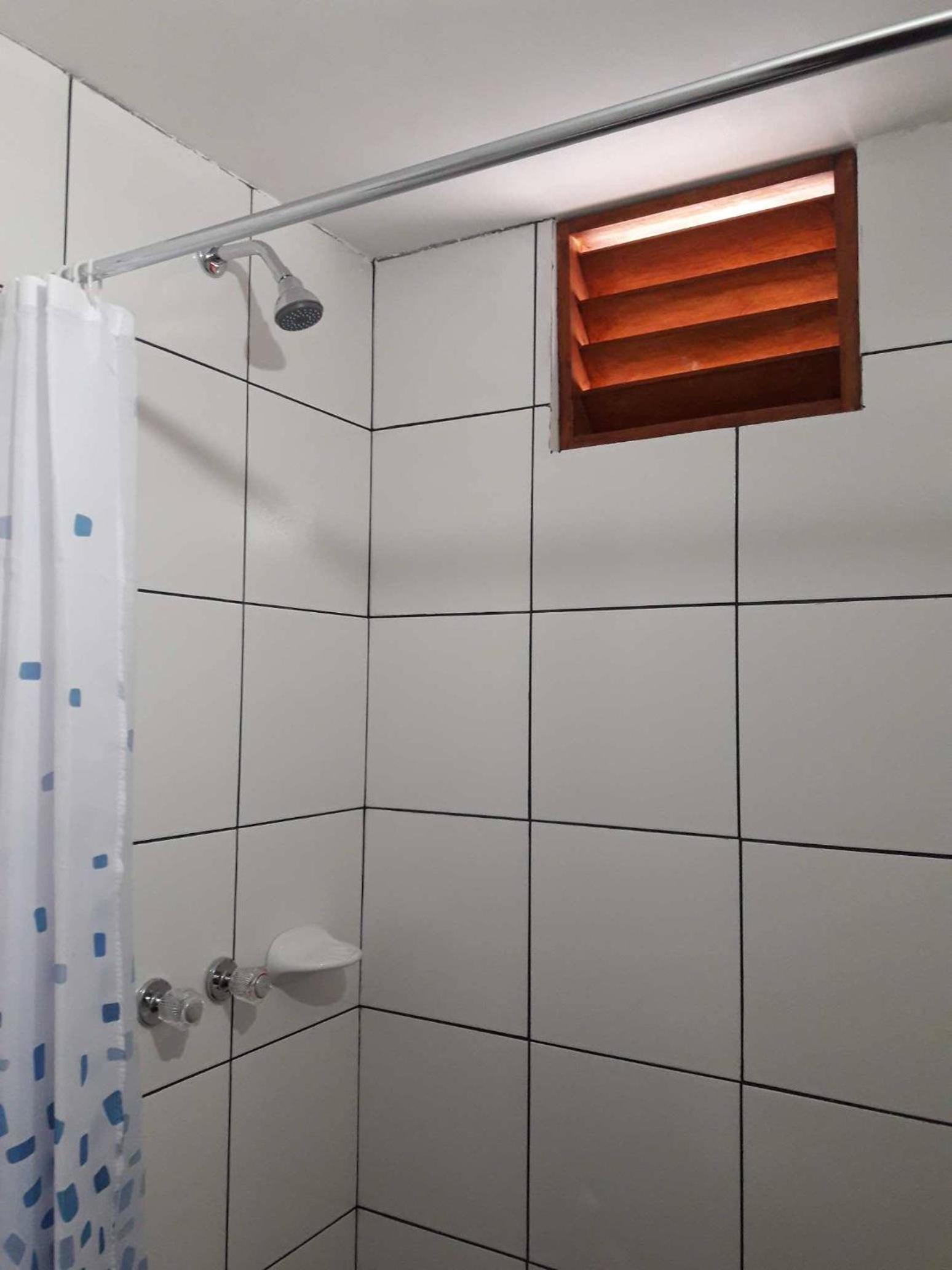 Twin Room with Private Bathroom photo 2