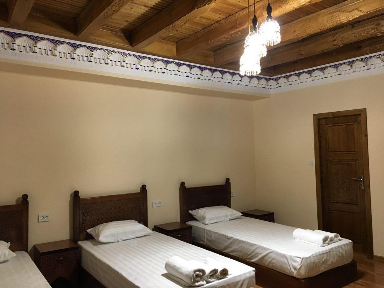 Triple Room with Private Bathroom photo 3