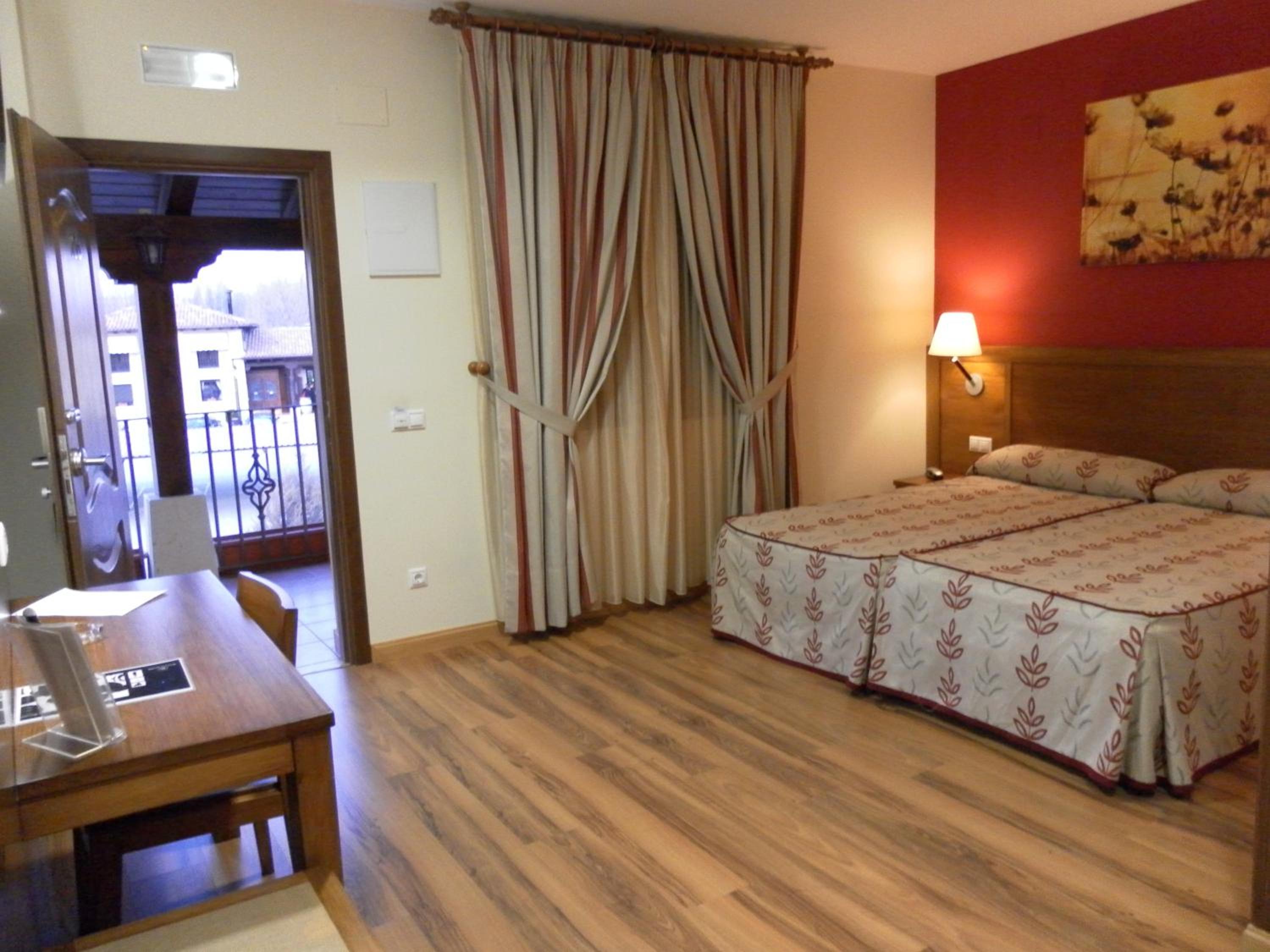 Triple Room - Photo 2