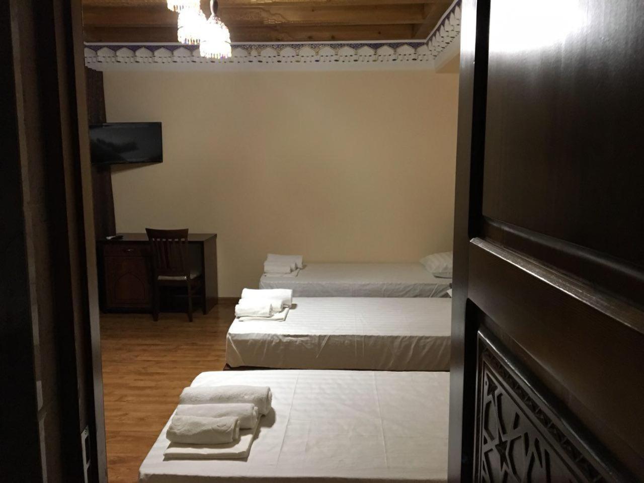 Triple Room with Private Bathroom photo 1
