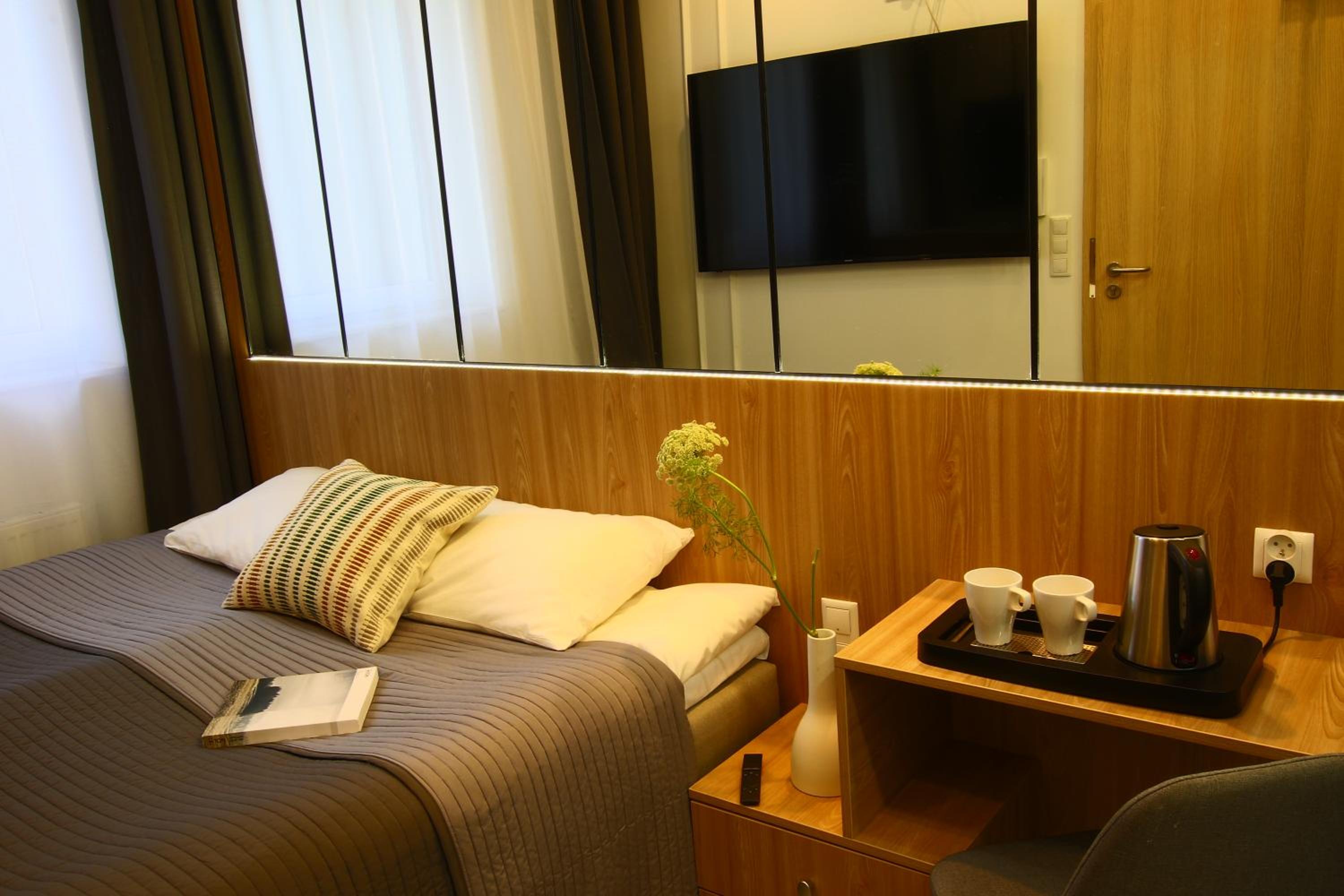 Deluxe Double Room - Photo 2