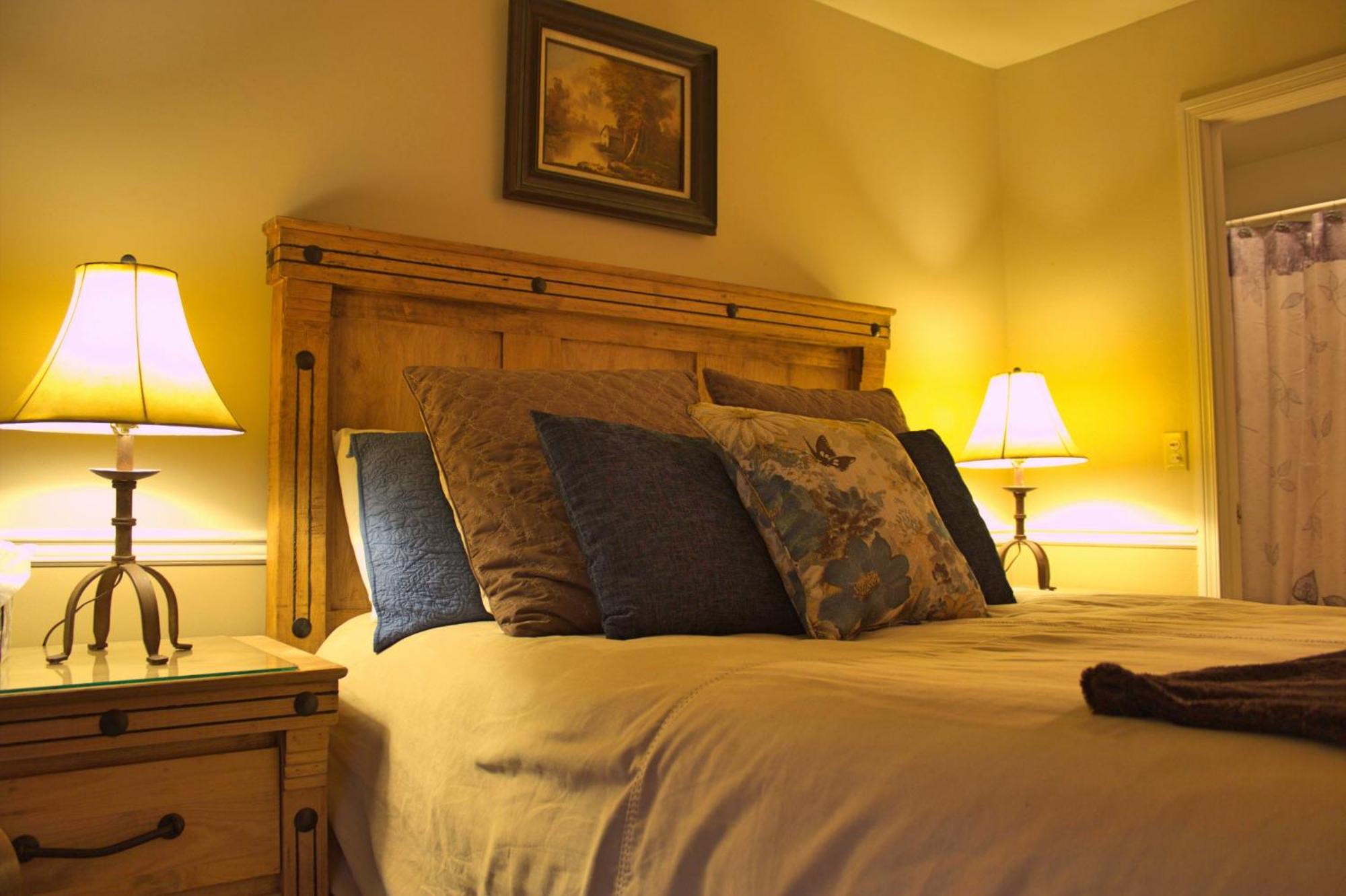 Standard Queen Room photo 2
