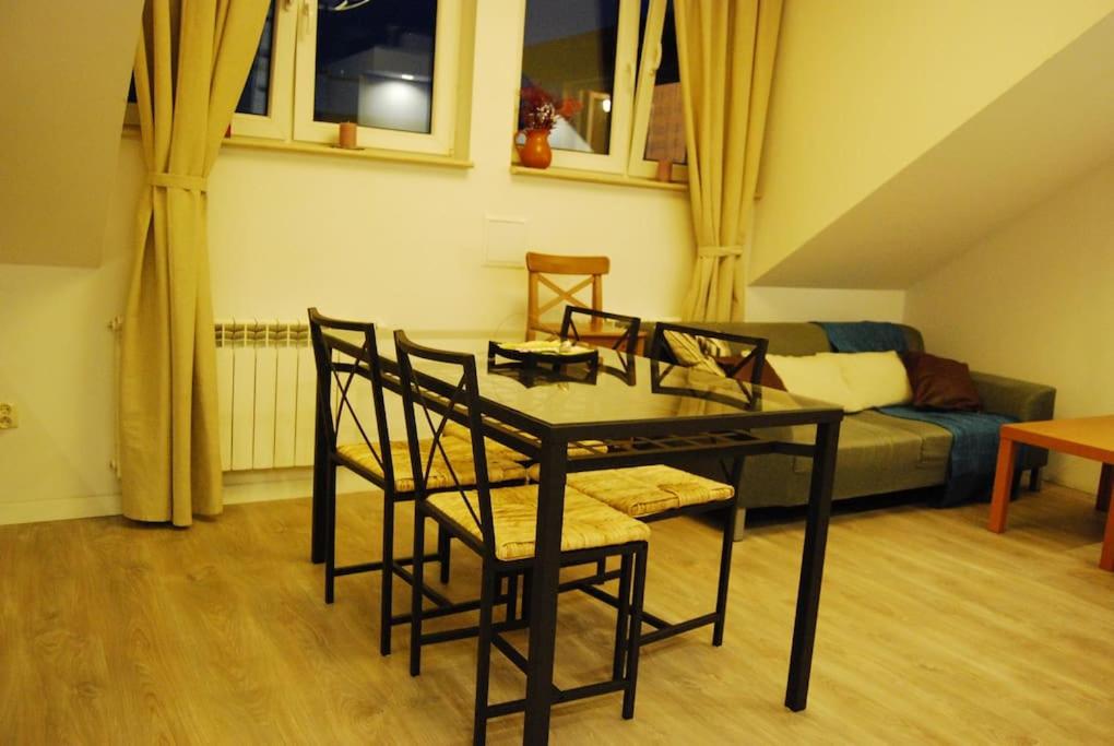 Apartment - Photo 2