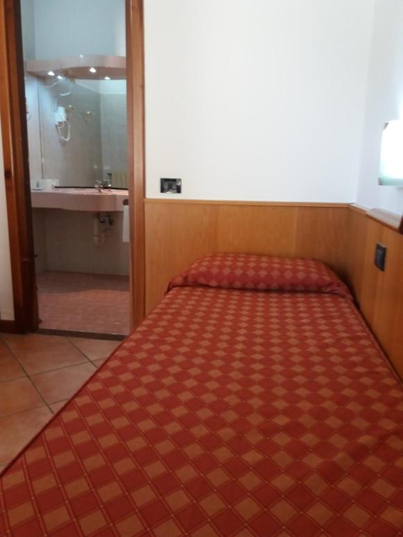 Single Room photo 1