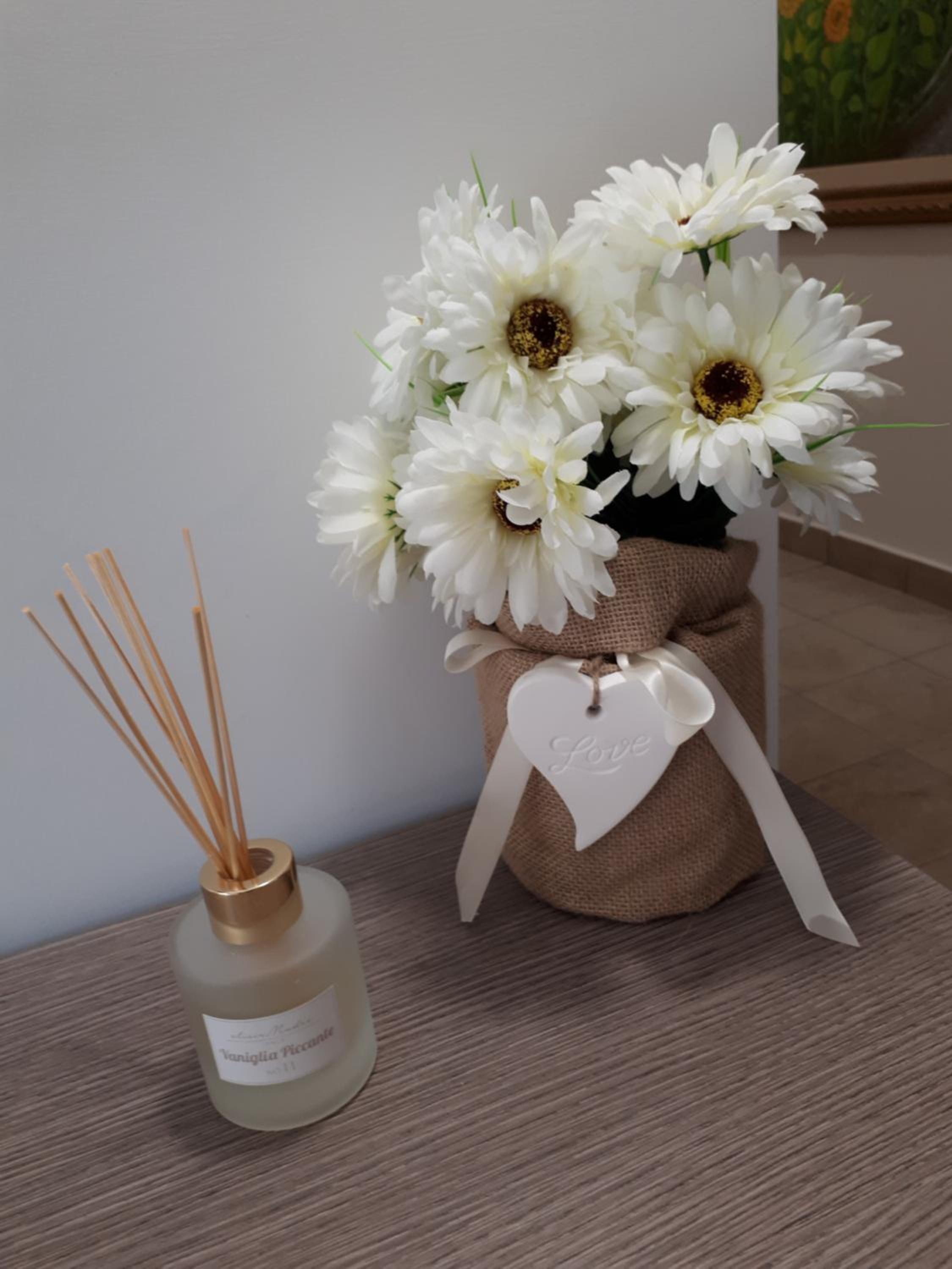 Queen Room with Balcony - Photo 10