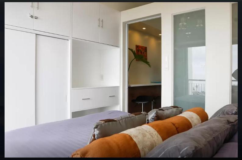 Apartment with Lake View - Photo 1