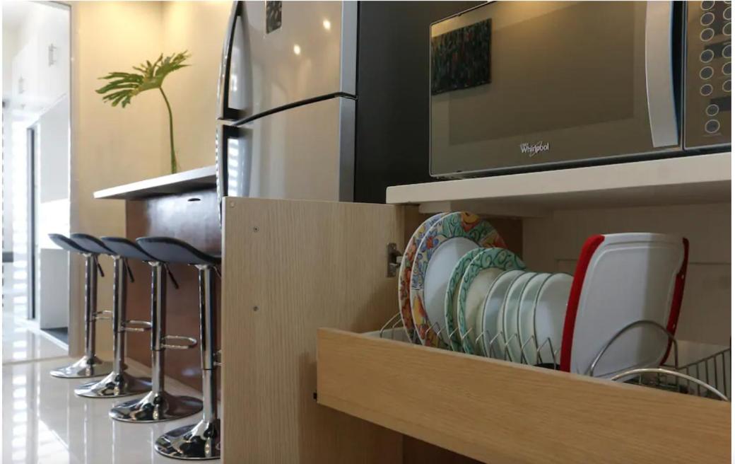 Apartment with Lake View - Photo 9