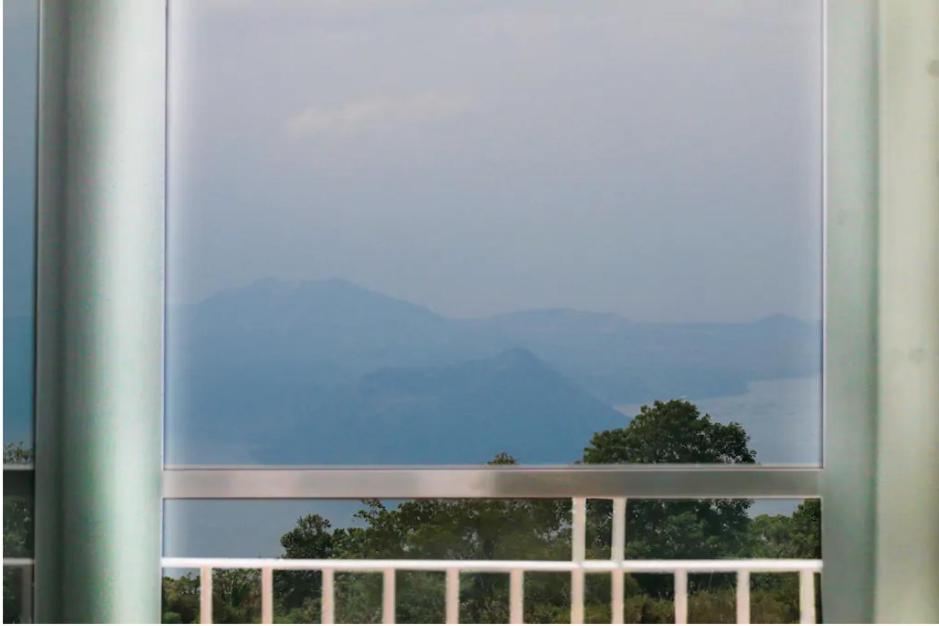 Apartment with Lake View - Photo 5