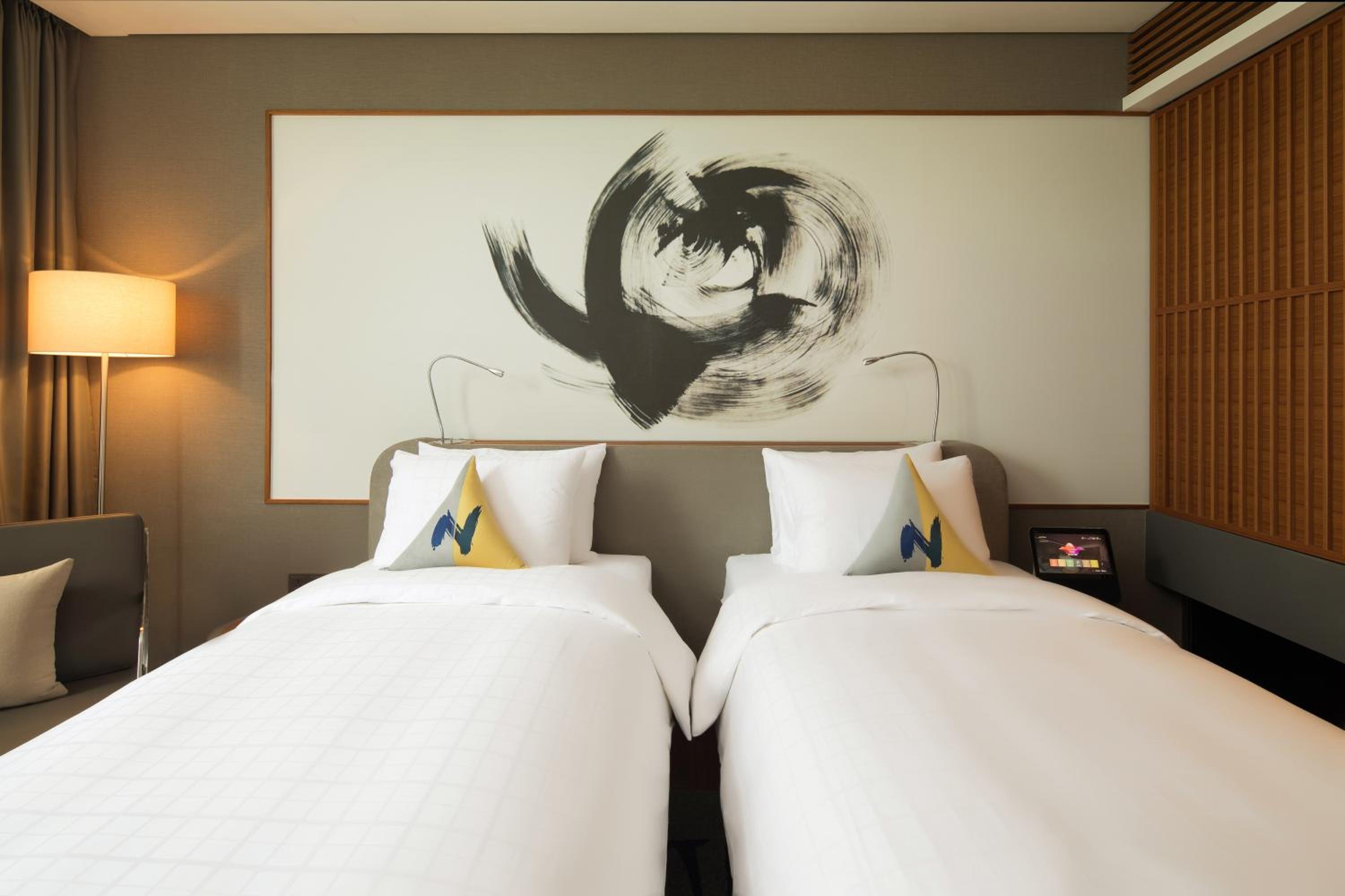 Executive Twin Room - Photo 5