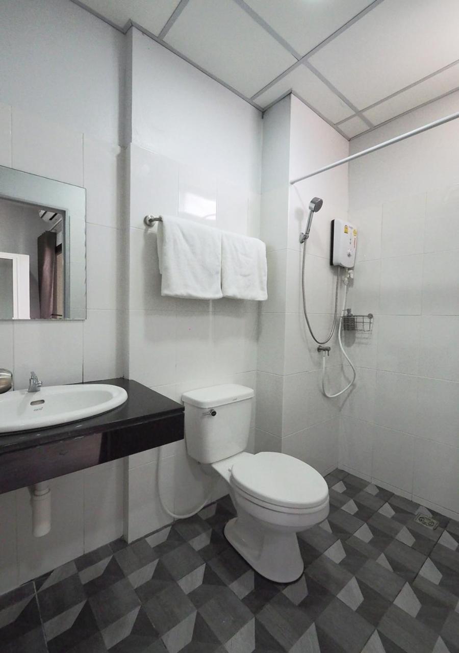 Economy Double Room photo 2