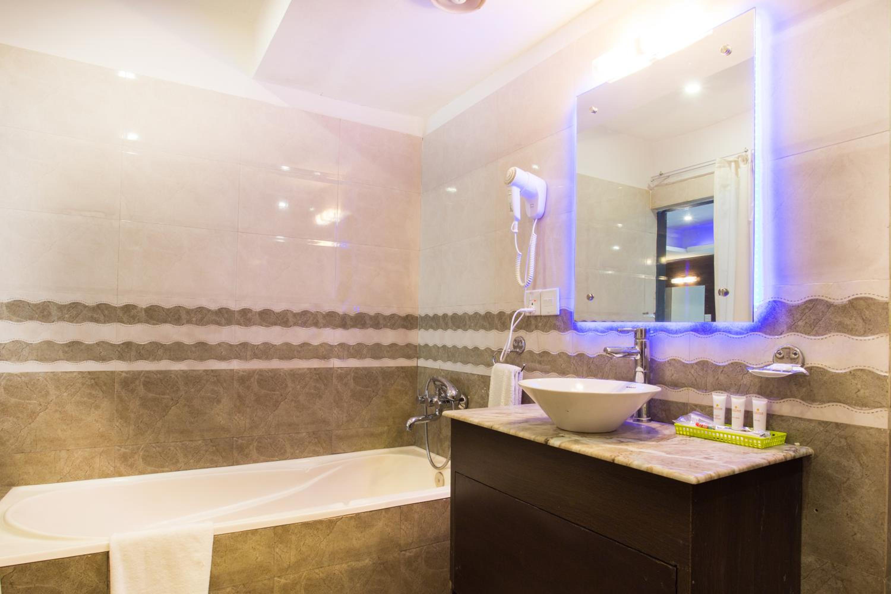 Executive Suite photo 2